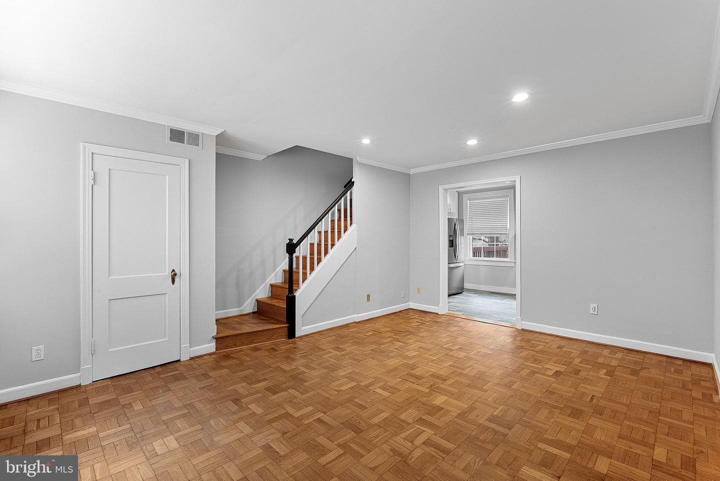 1400 S Barton Street #425 photo 4
