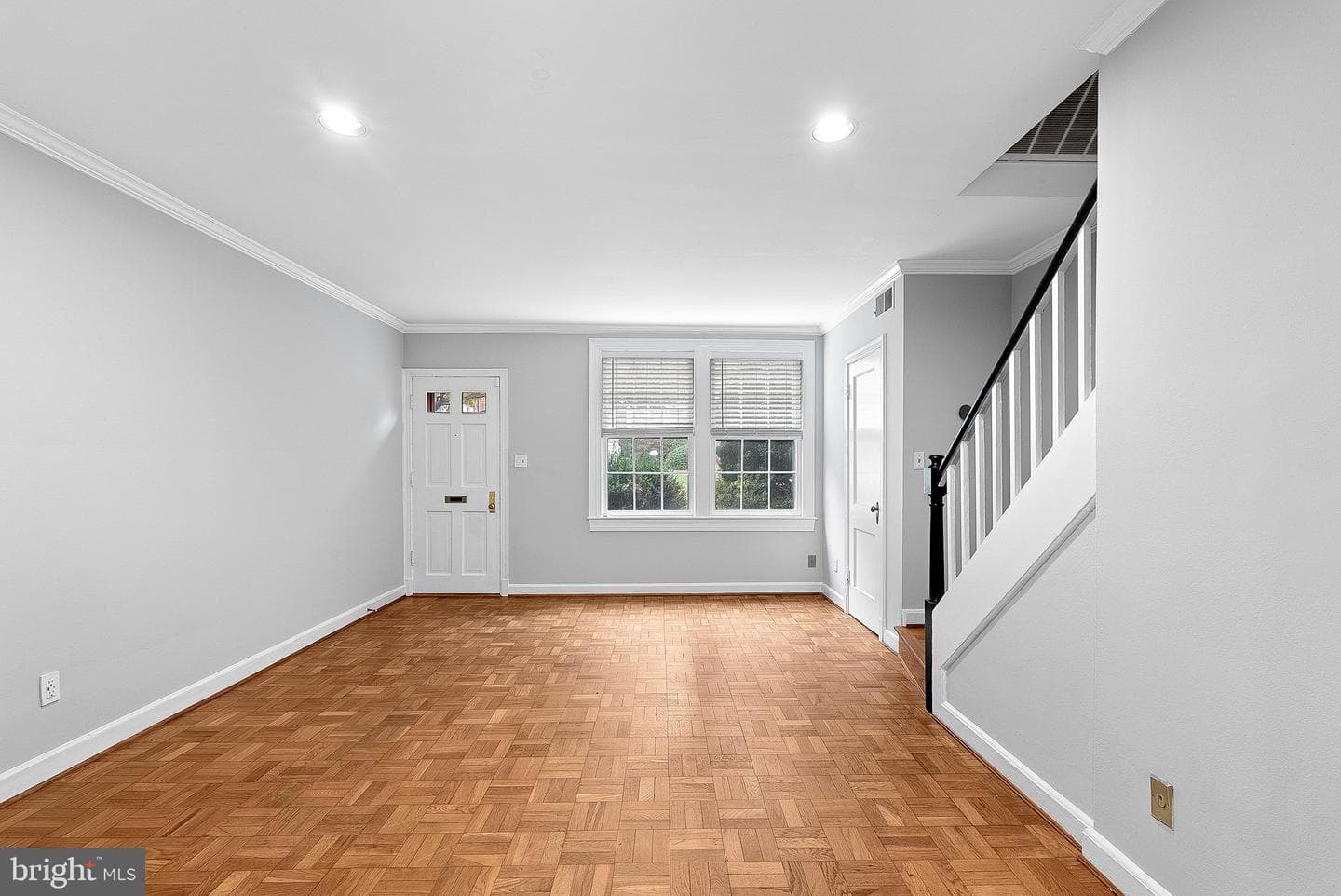 1400 S Barton Street #425 photo 7