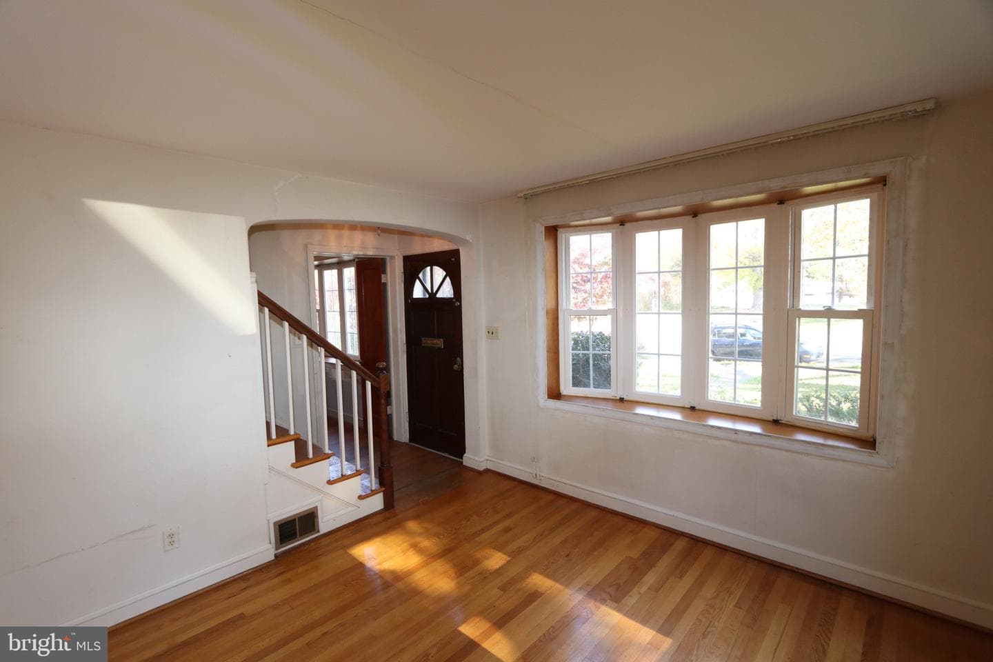 3200 N Columbus Street photo 5