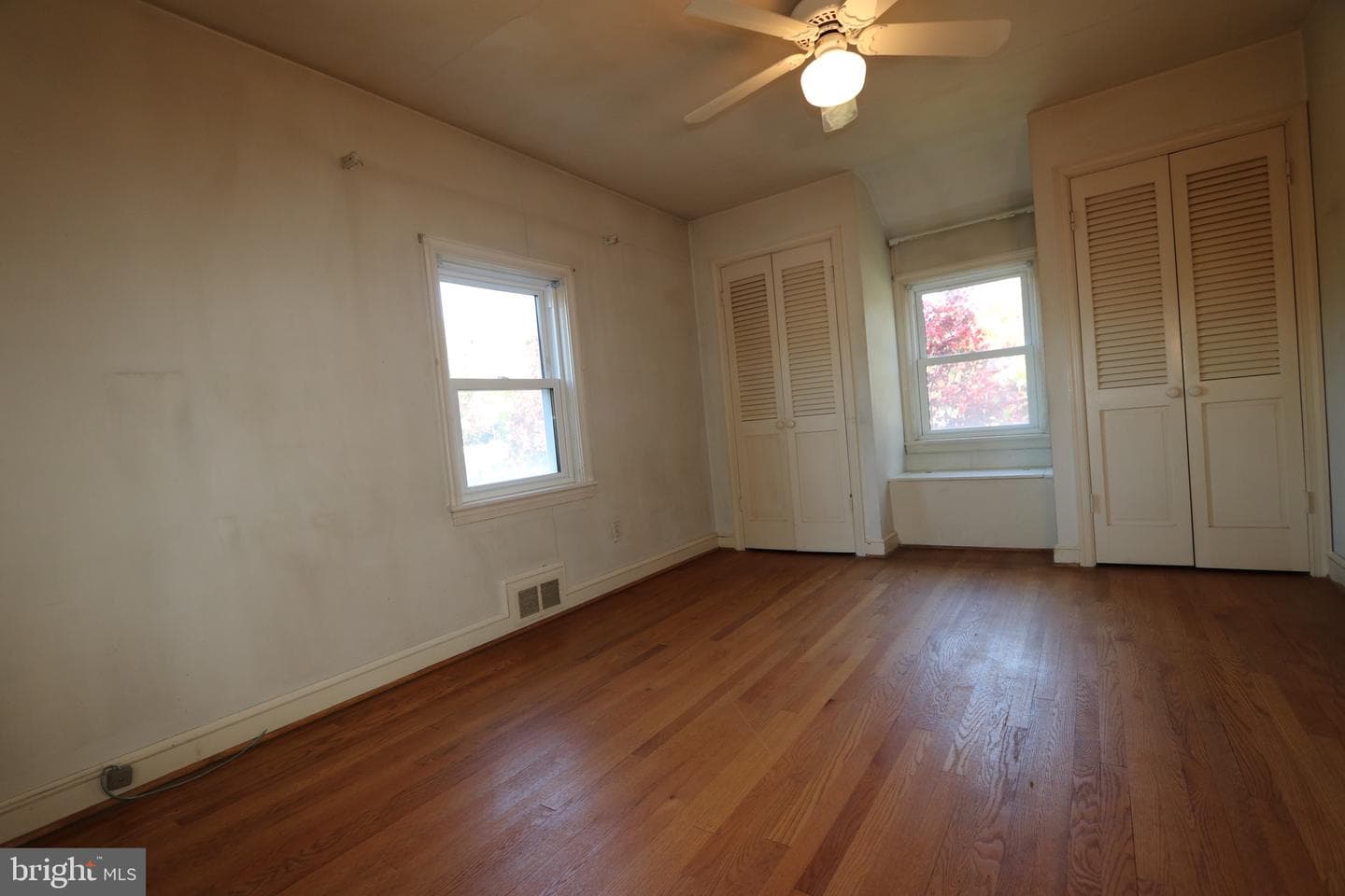 3200 N Columbus Street photo 9