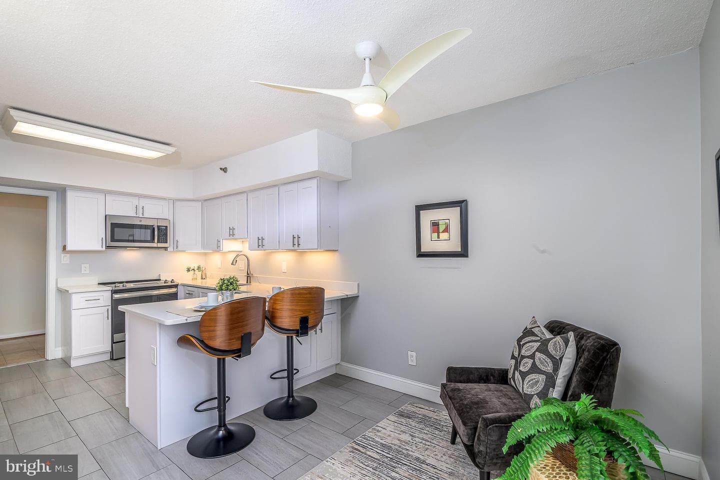 1016 S Wayne Street S #604 photo 14