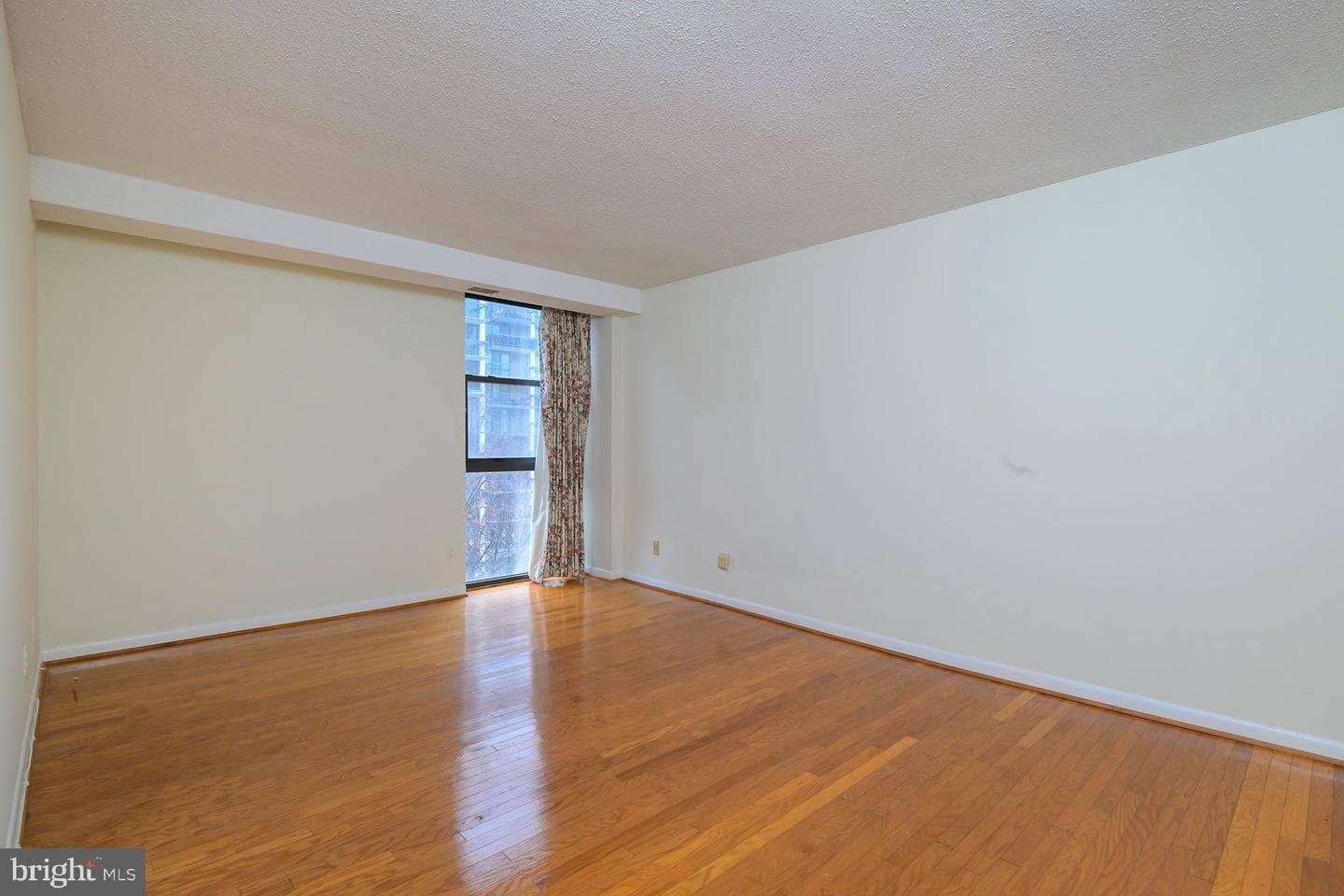 1016 S Wayne Street S #604 photo 30