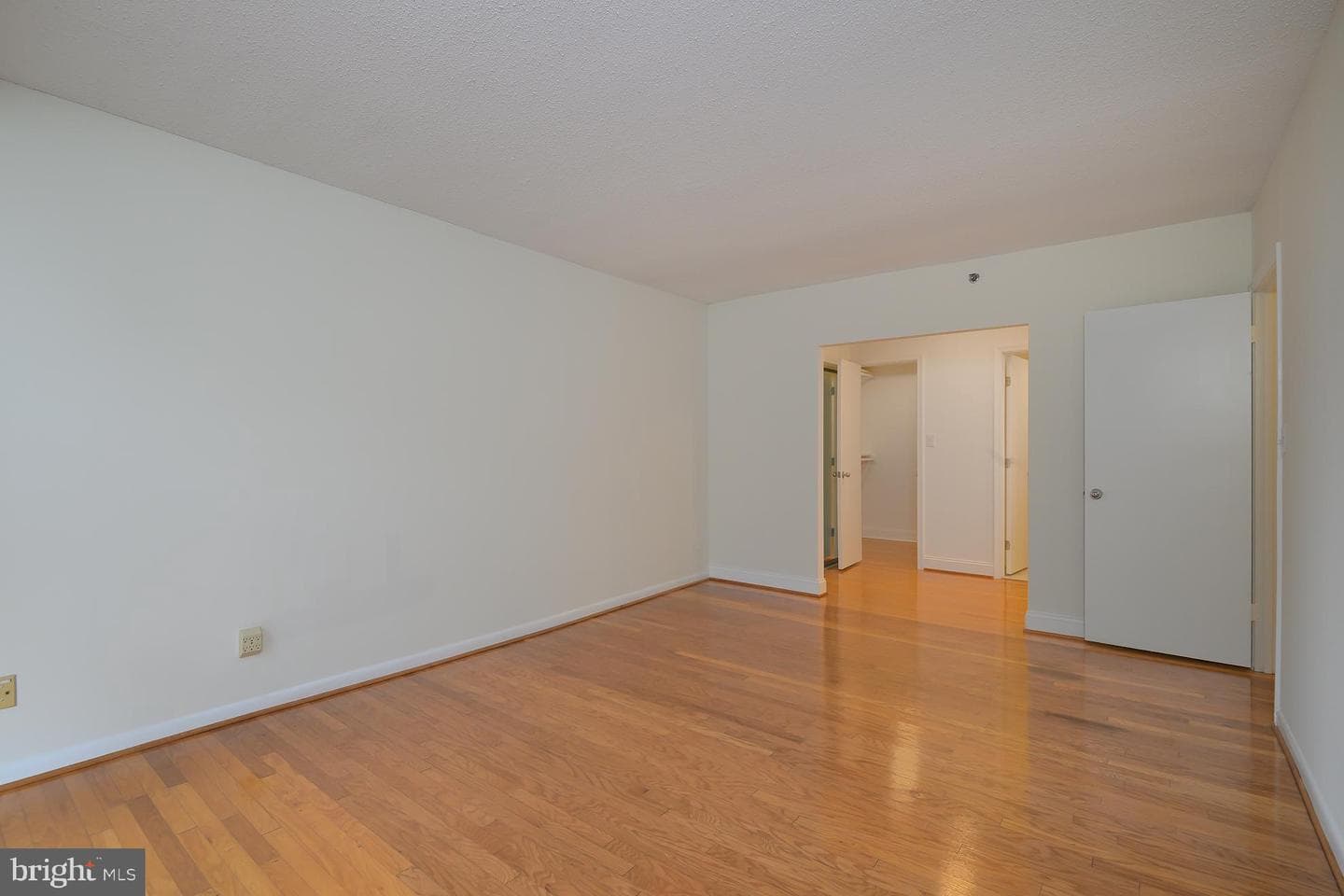 1016 S Wayne Street S #604 photo 33