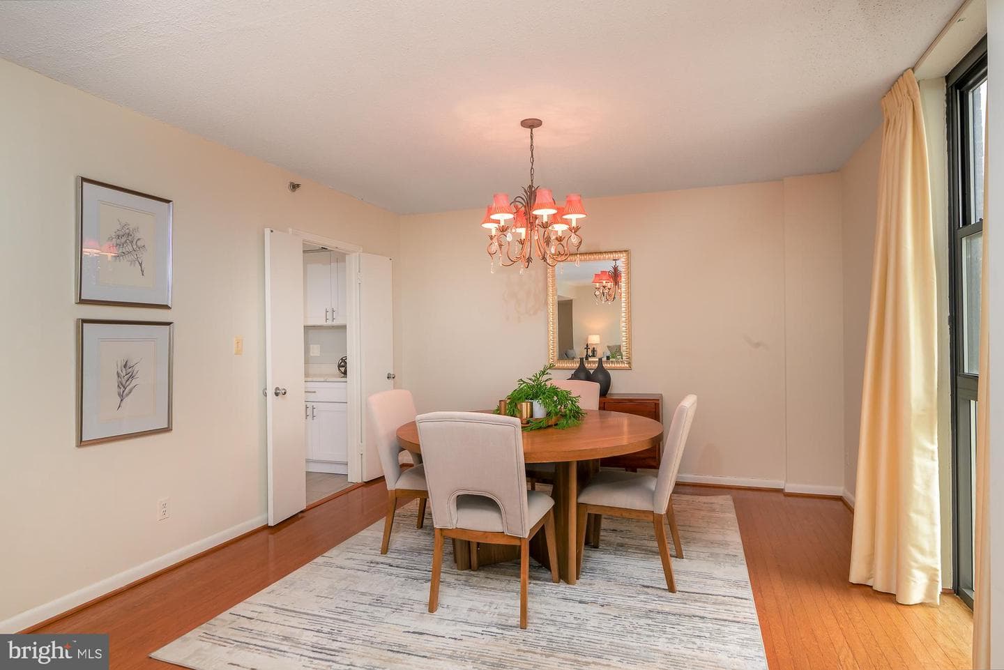 1016 S Wayne Street S #604 photo 7