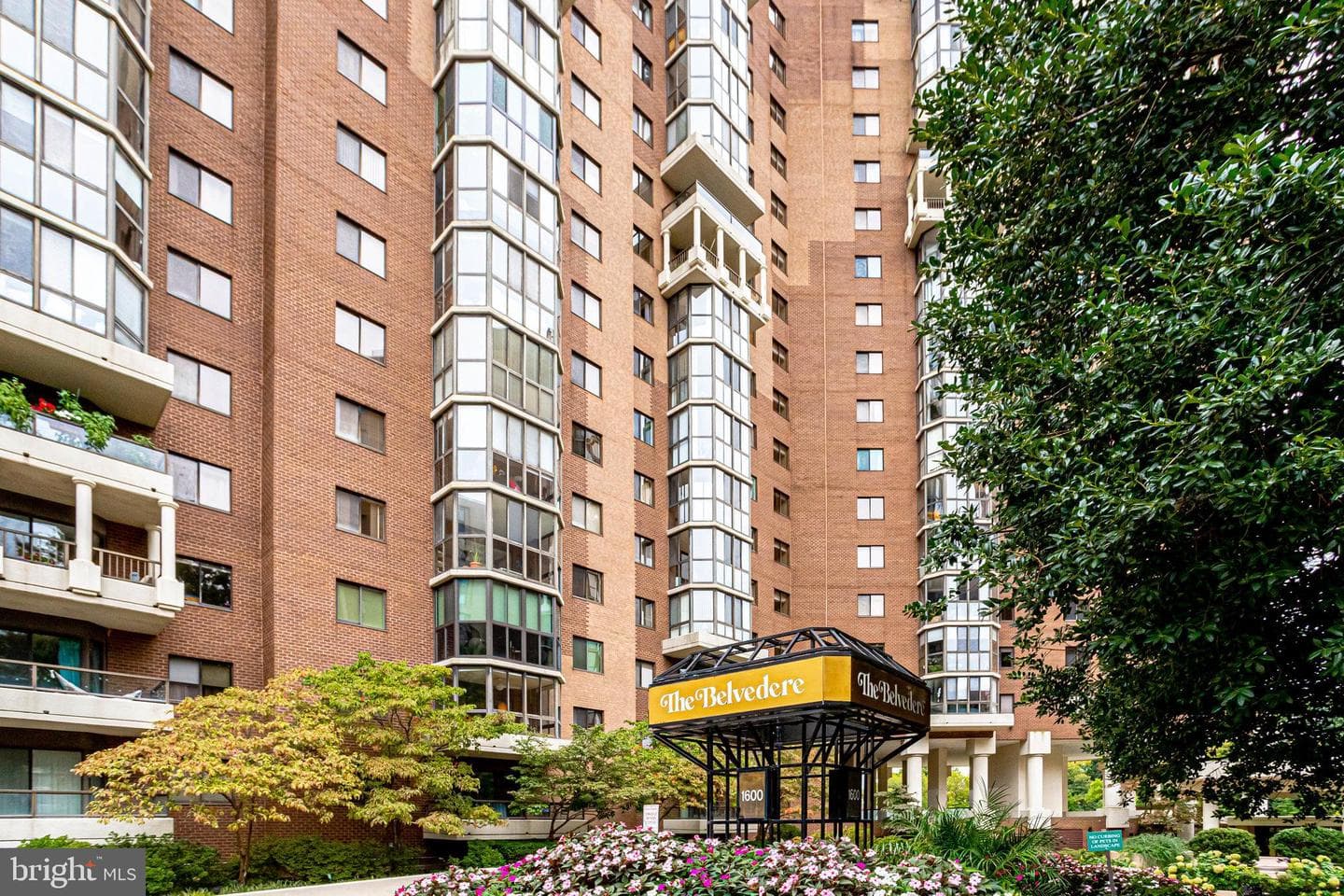 1600 N Oak Street #1521 photo 2