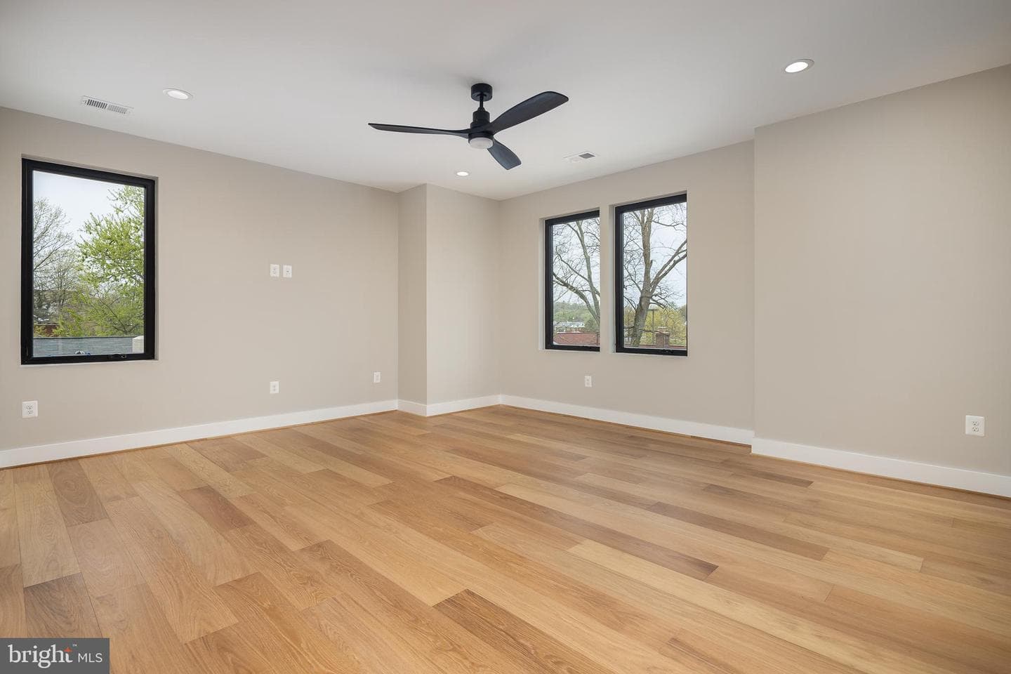 5906 3rd Street S photo 22