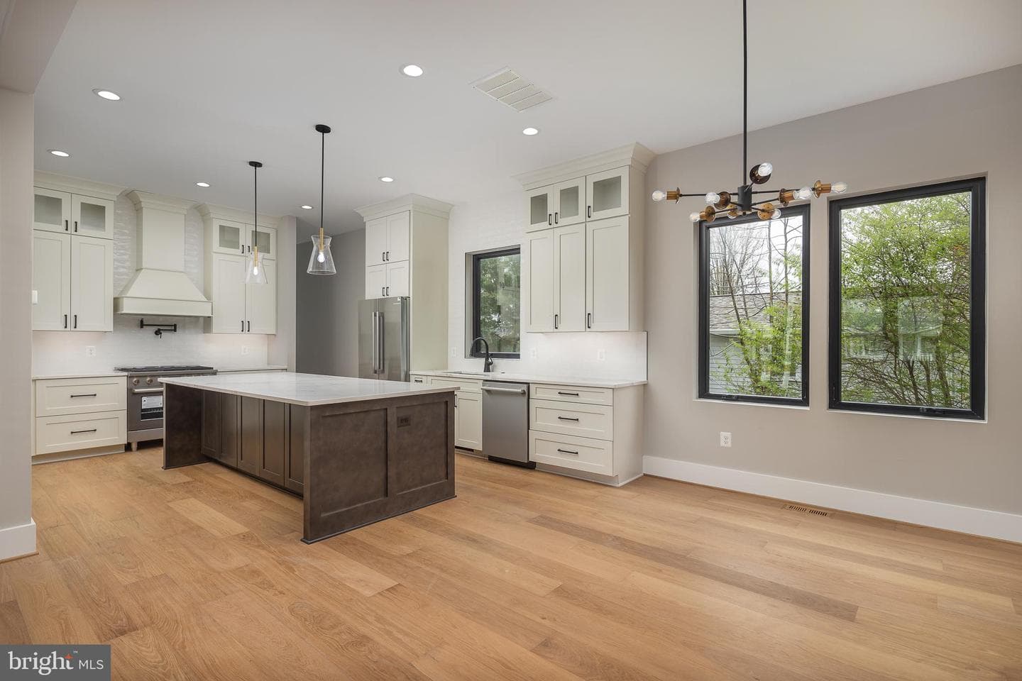 5906 3rd Street S photo 8