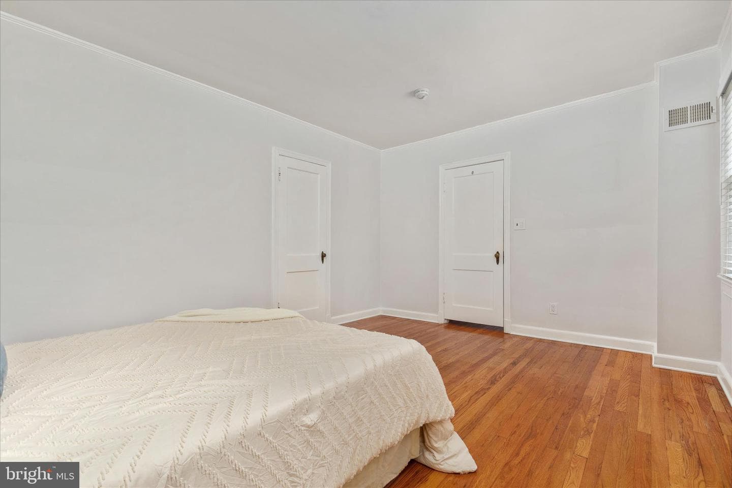 1021 S Barton Street #120 photo 13