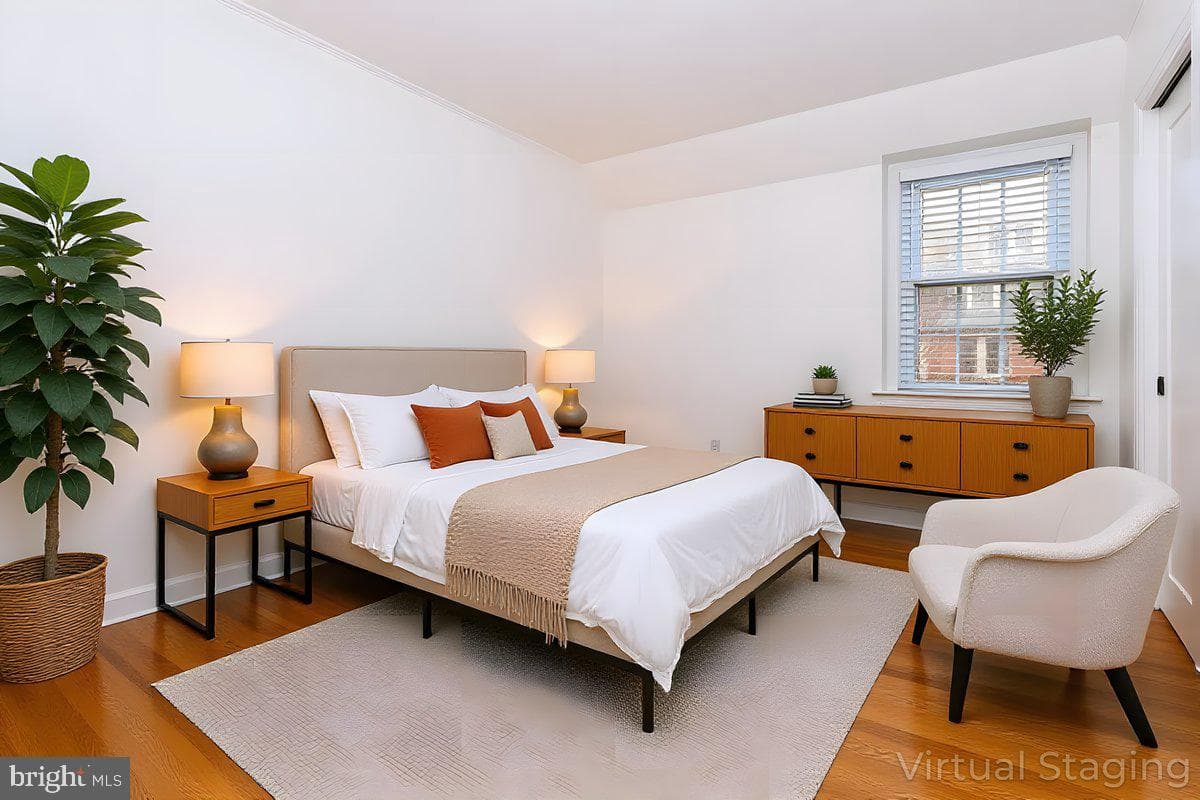 1021 S Barton Street #120 photo 19
