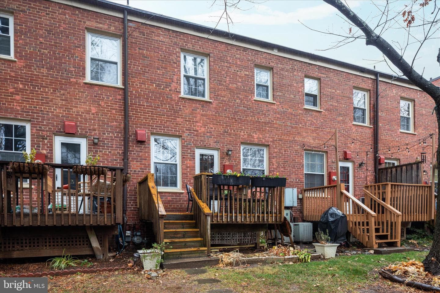1021 S Barton Street #120 photo 26