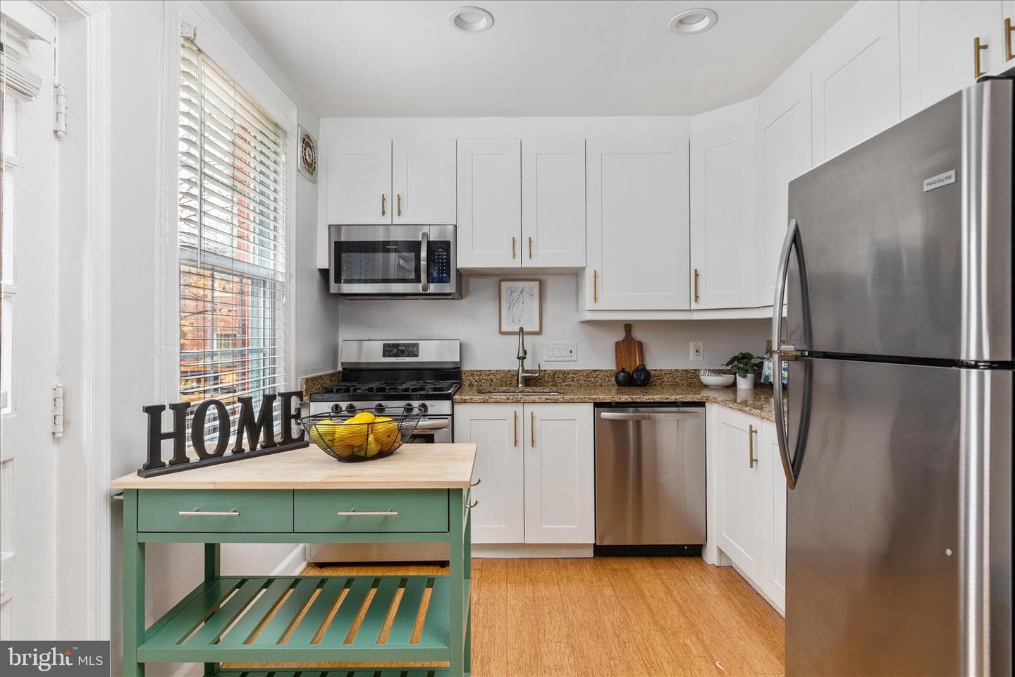 1021 S Barton Street #120 photo 7