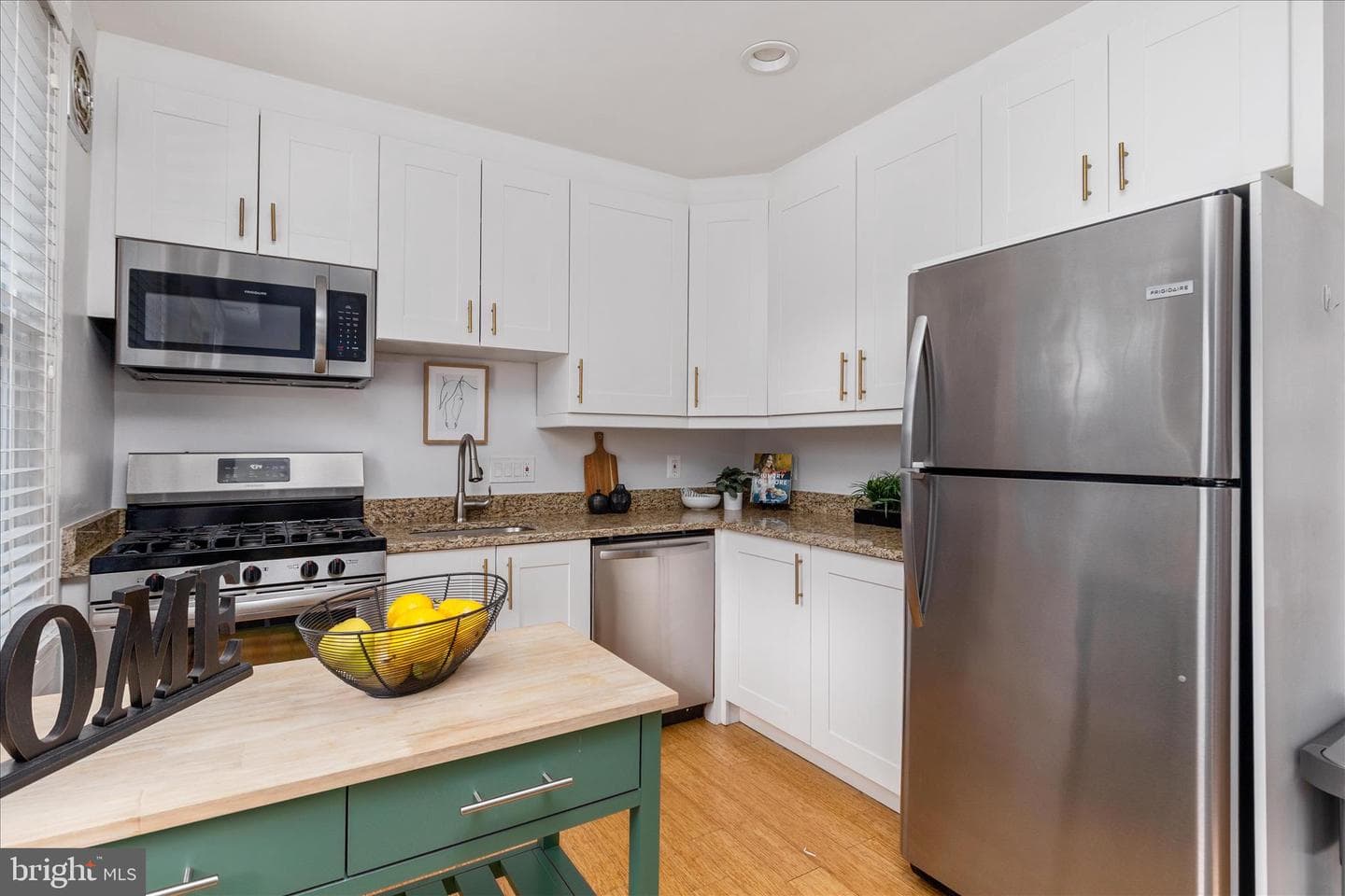 1021 S Barton Street #120 photo 8