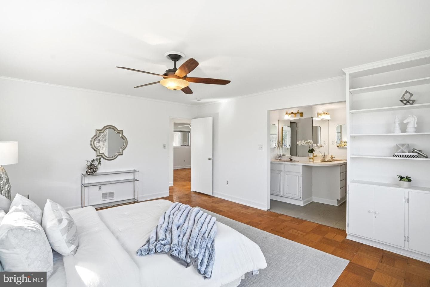 2745 N Radford Street photo 32