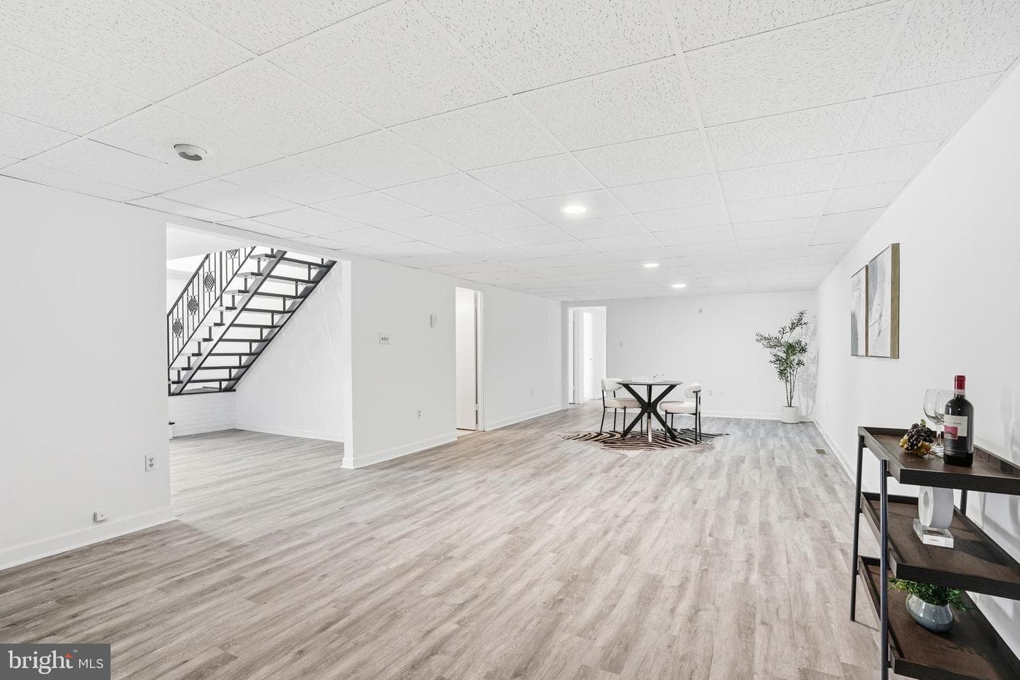 2745 N Radford Street photo 41