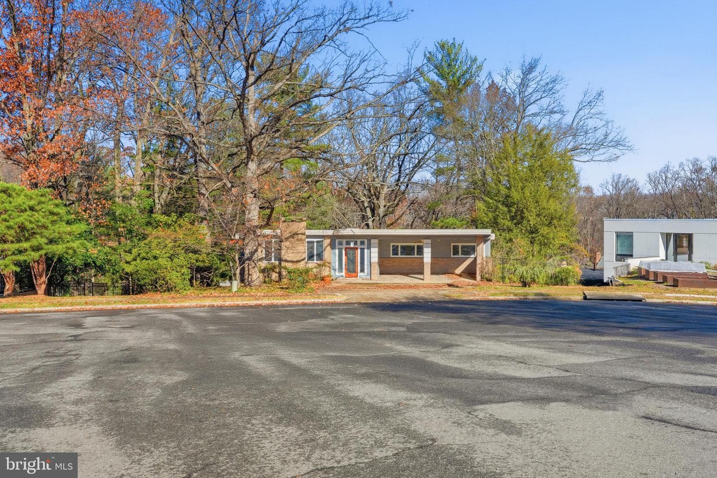 2745 N Radford Street photo 5