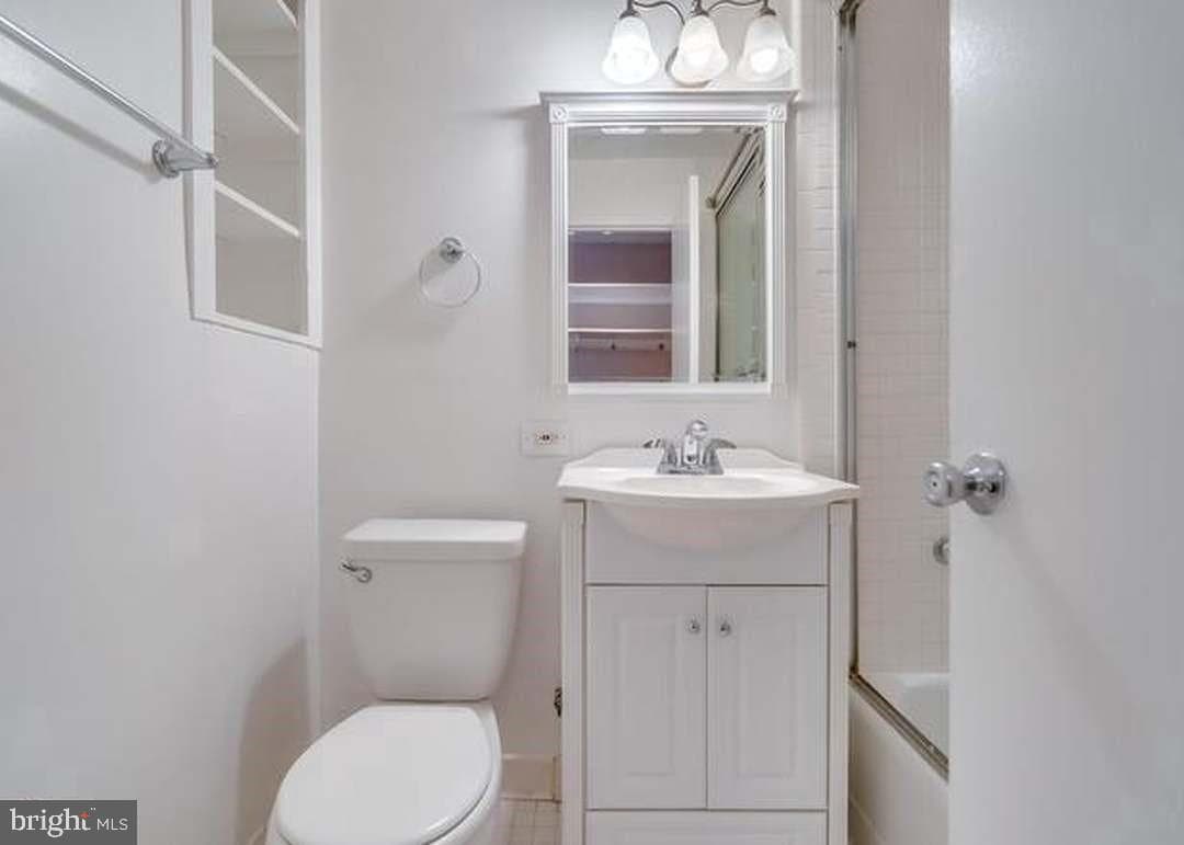 1111 Arlington Boulevard #601 photo 8