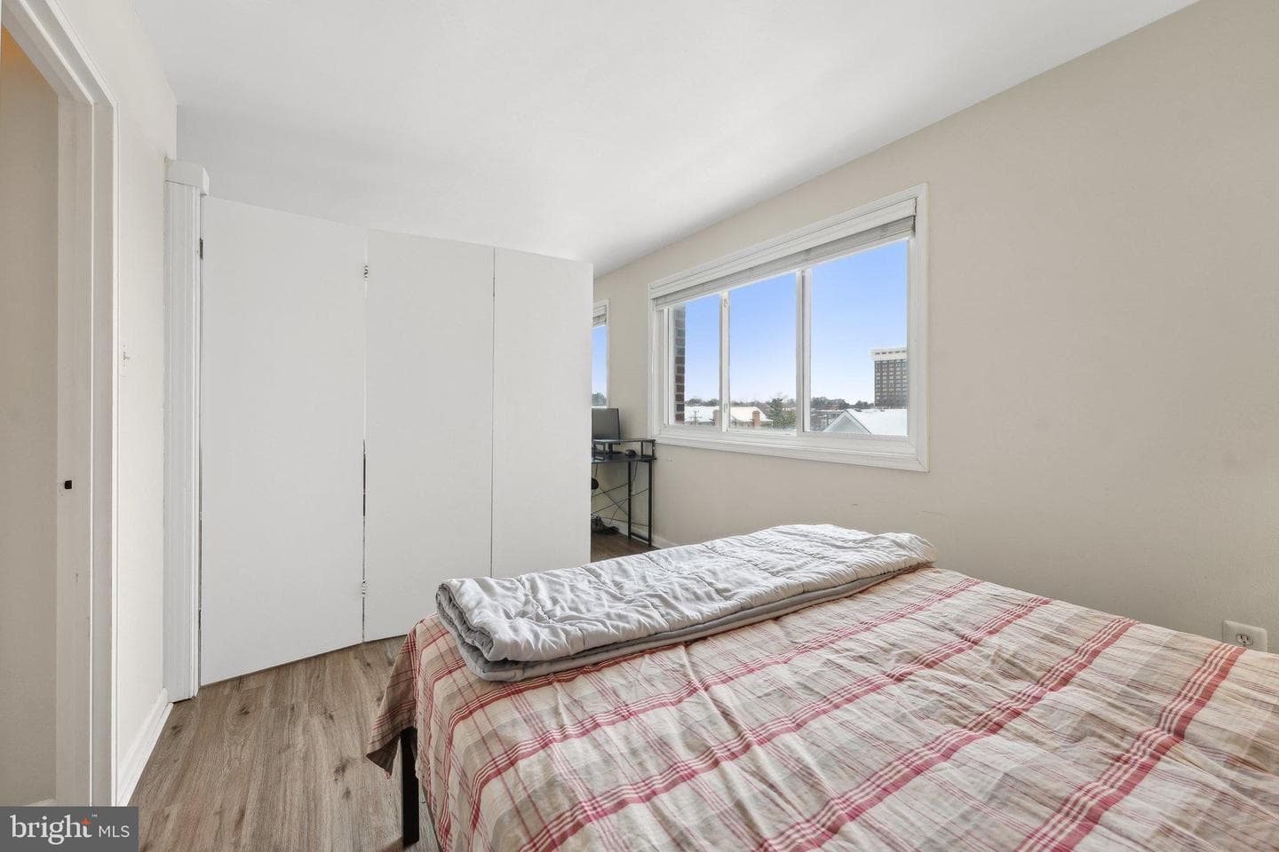 1830 Columbia Pike #409 photo 11