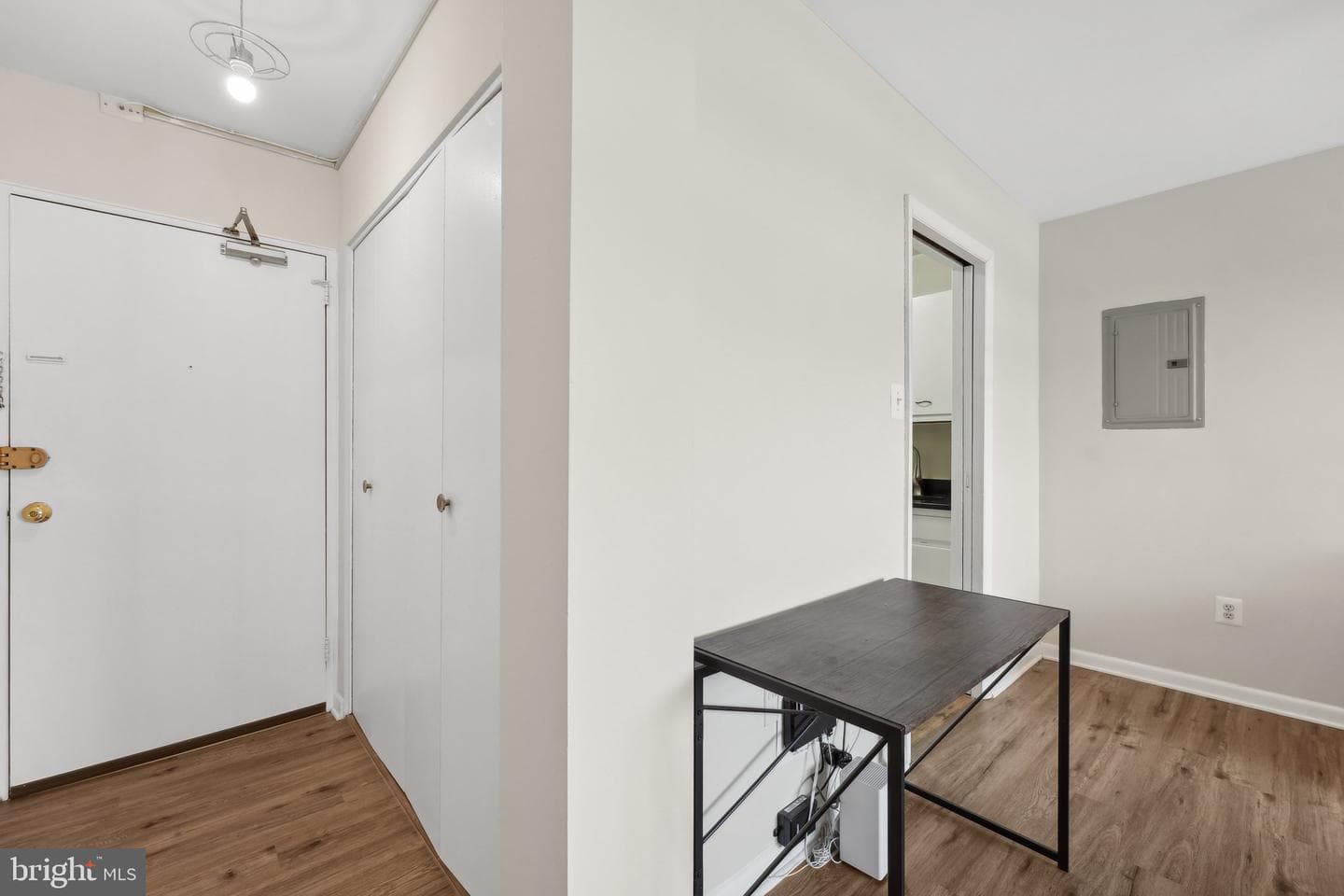 1830 Columbia Pike #409 photo 15