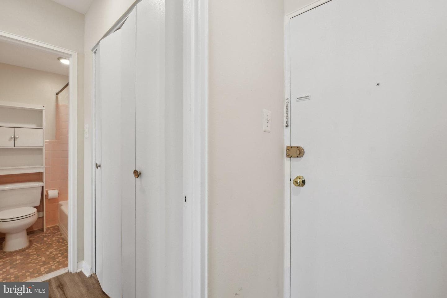 1830 Columbia Pike #409 photo 16
