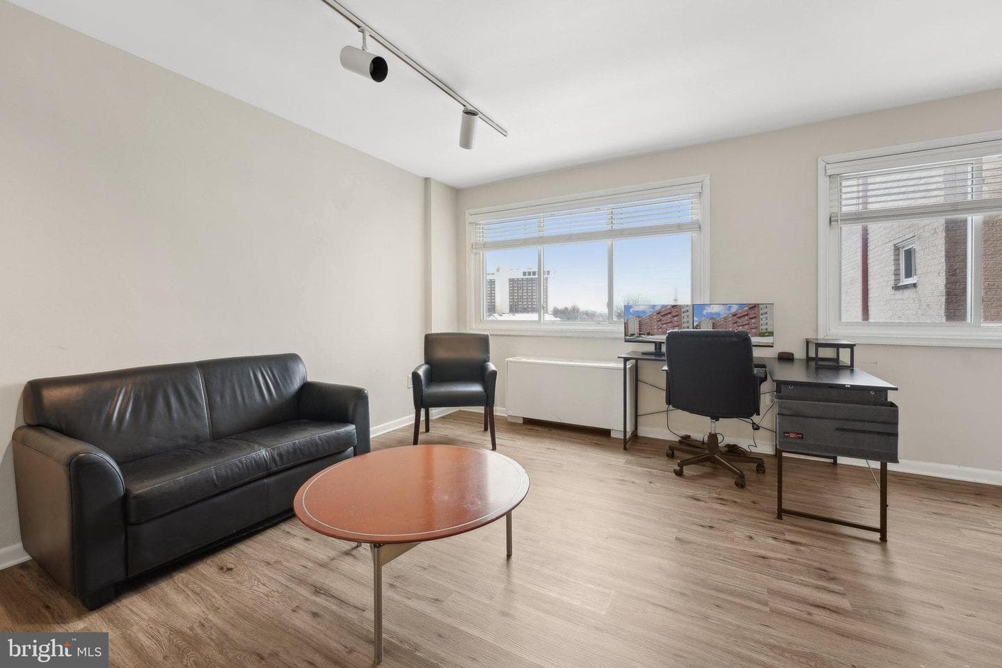 1830 Columbia Pike #409 photo 2