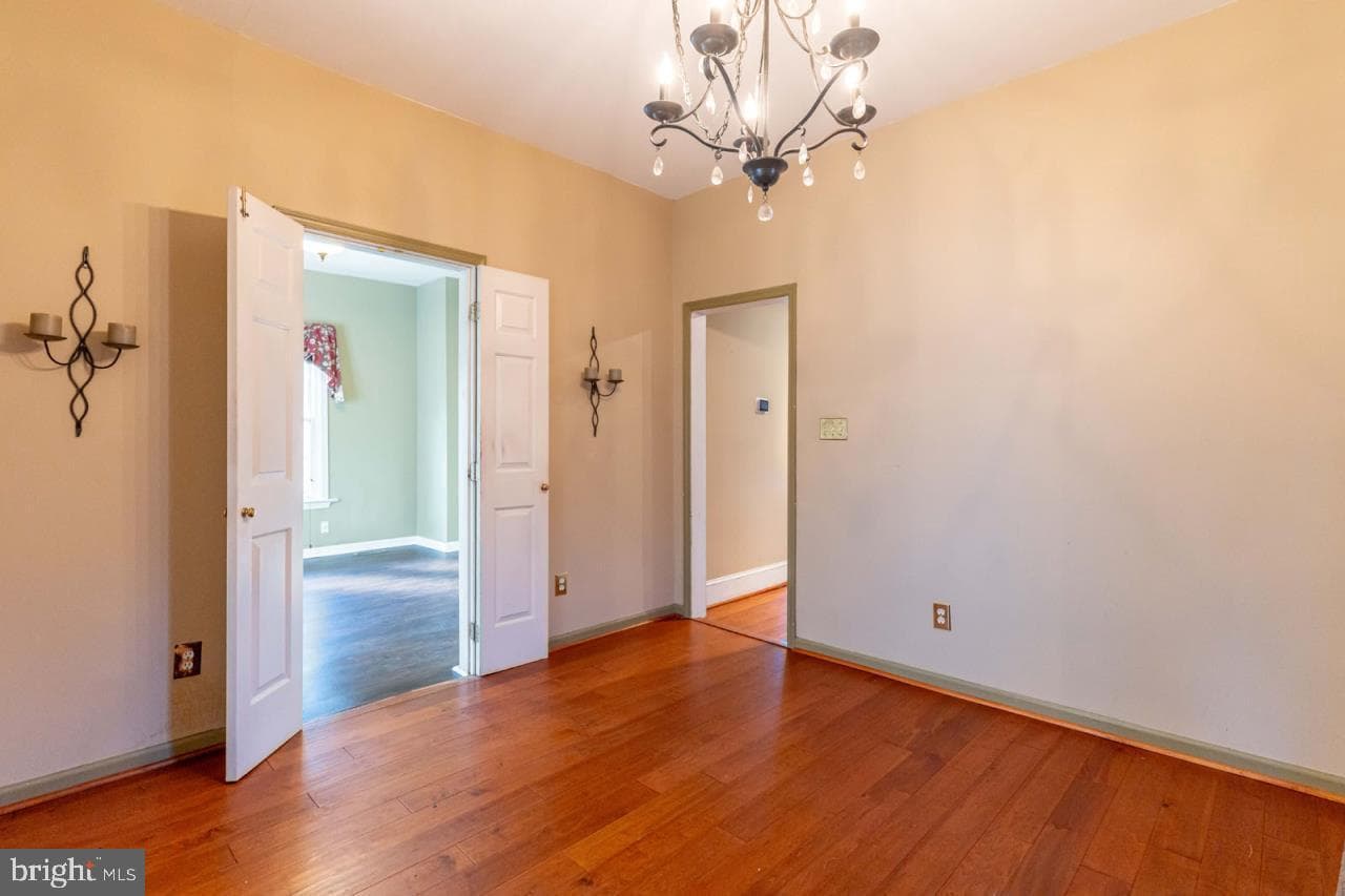 415 S Adams Street photo 12