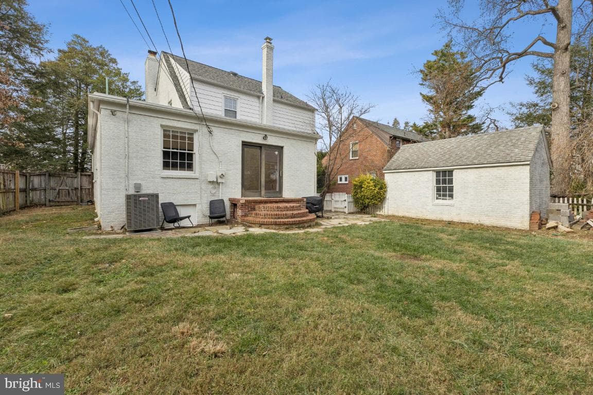 425 N Norwood Street photo 39