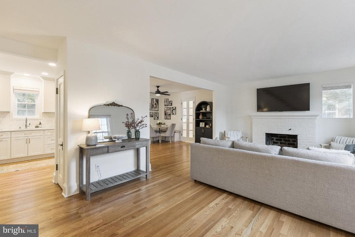 425 N Norwood Street photo 5