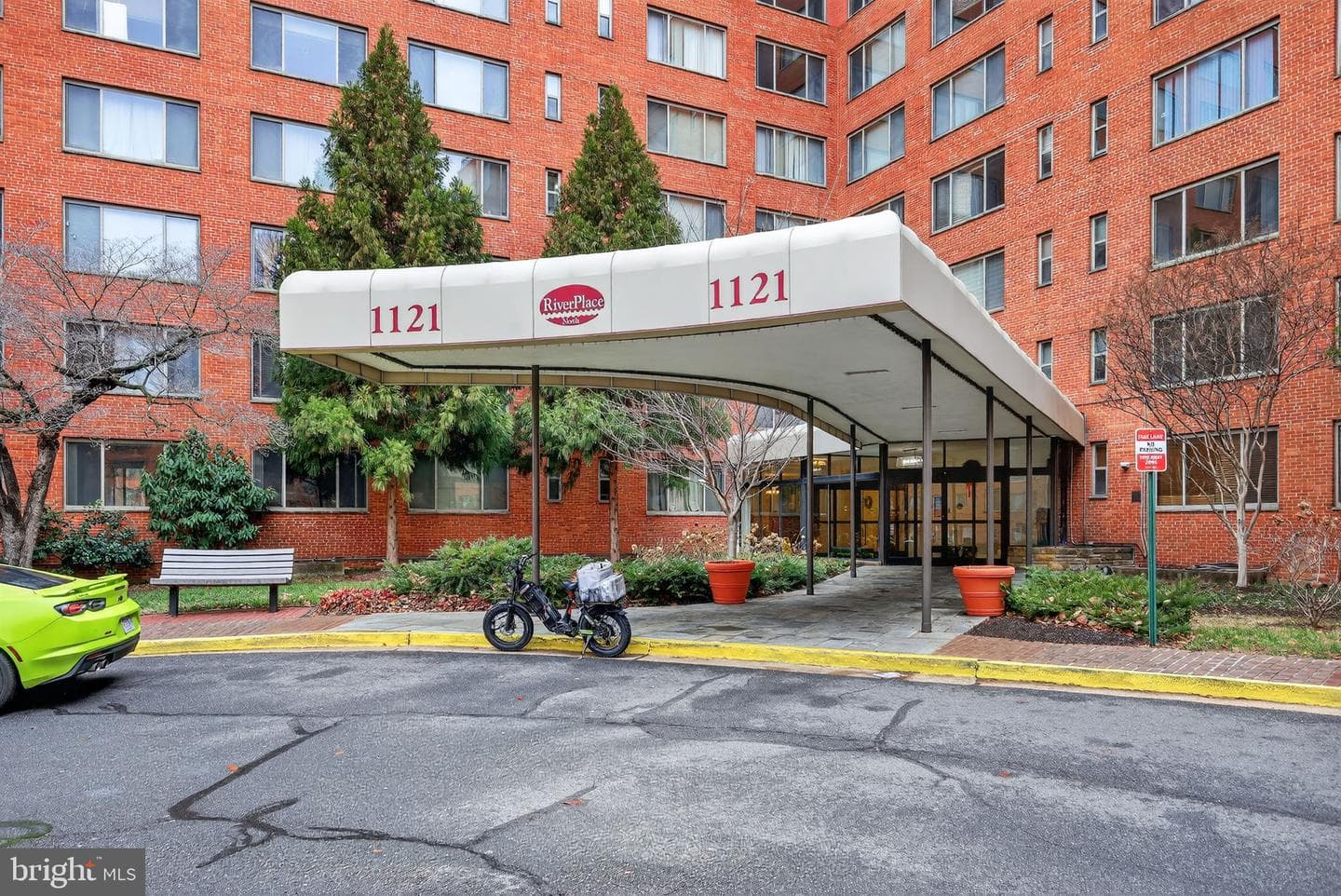 1121 Arlington Boulevard N #706, Arlington