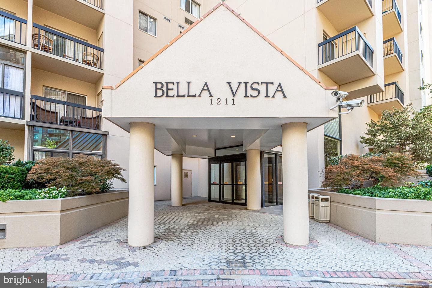 1211 S Eads Street #1011