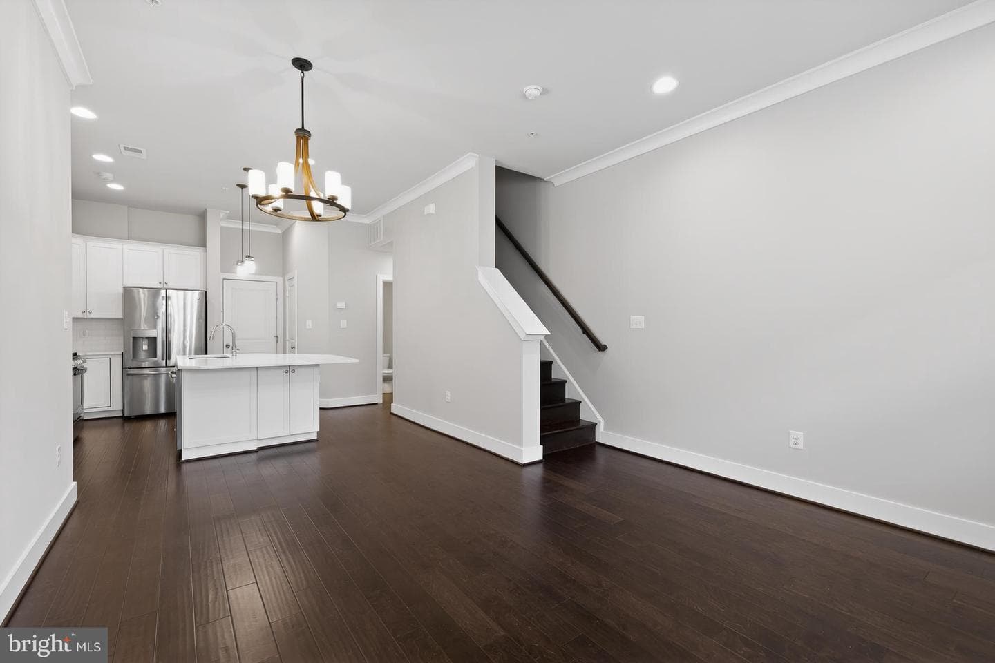 1308 S Quinn Street photo 6