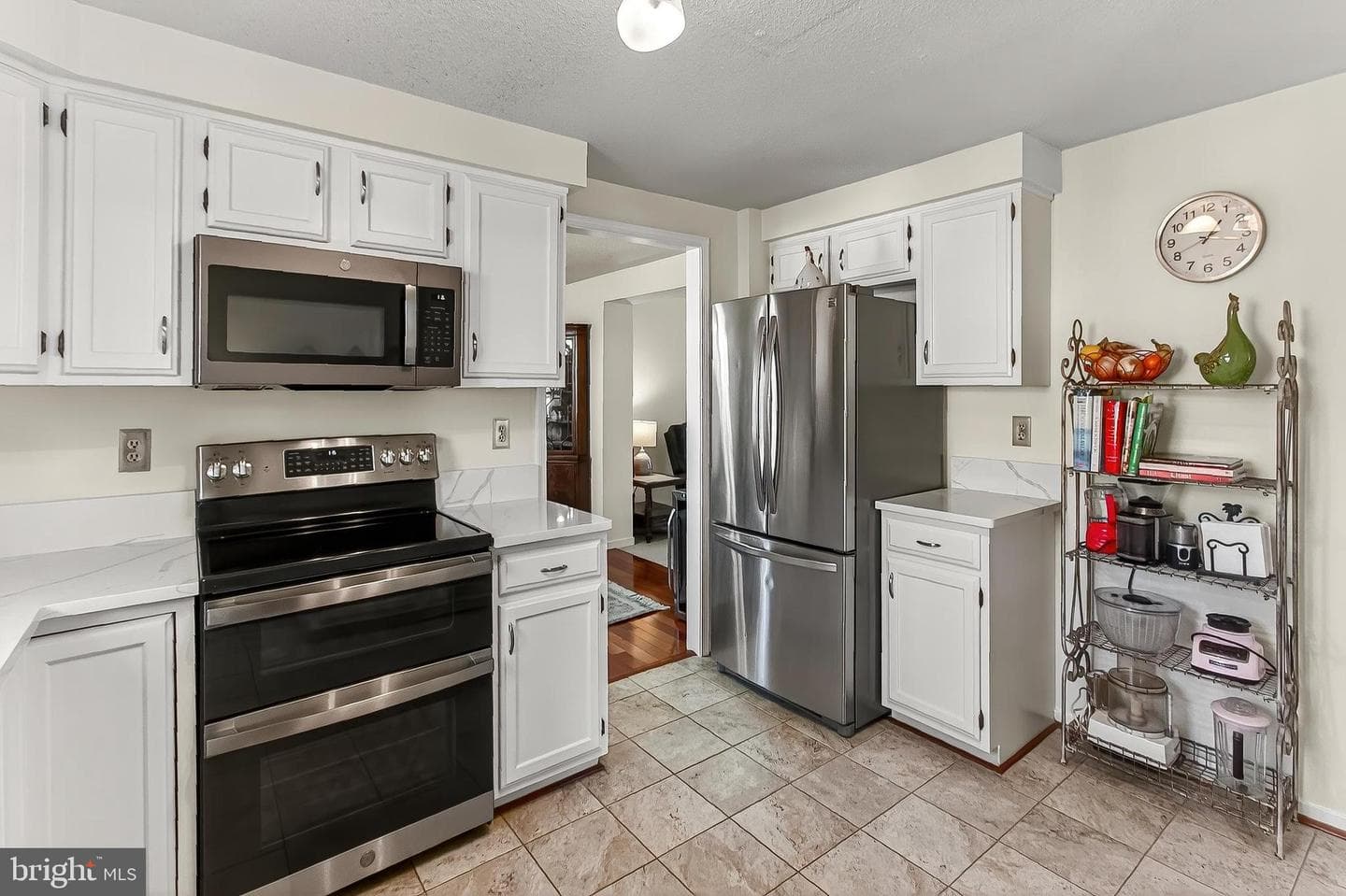 535 S Lancaster Street photo 16