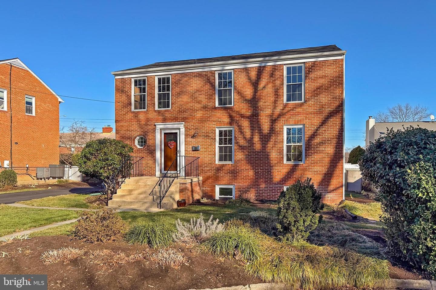 535 S Lancaster Street photo 3