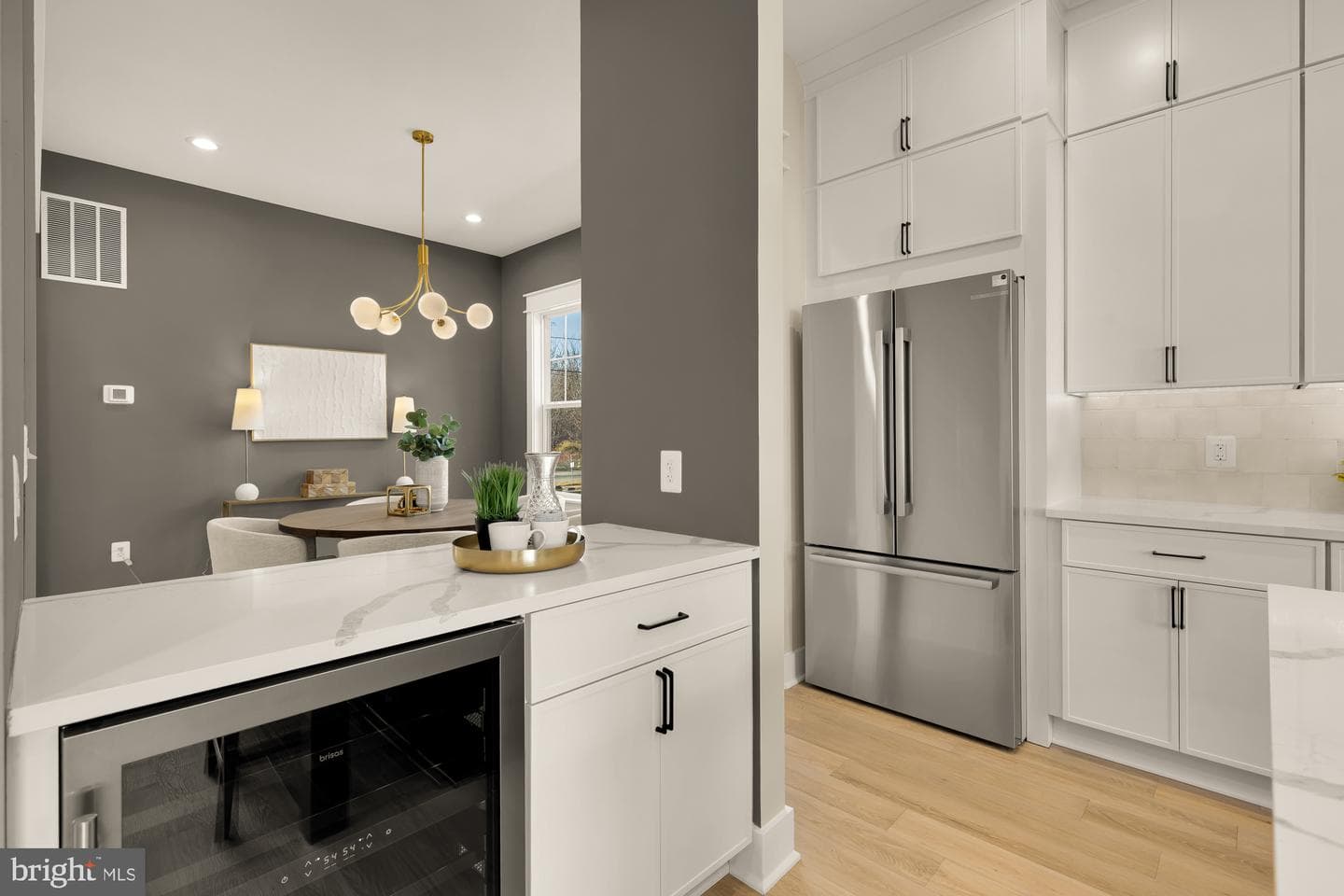 859 N Lexington Street photo 27