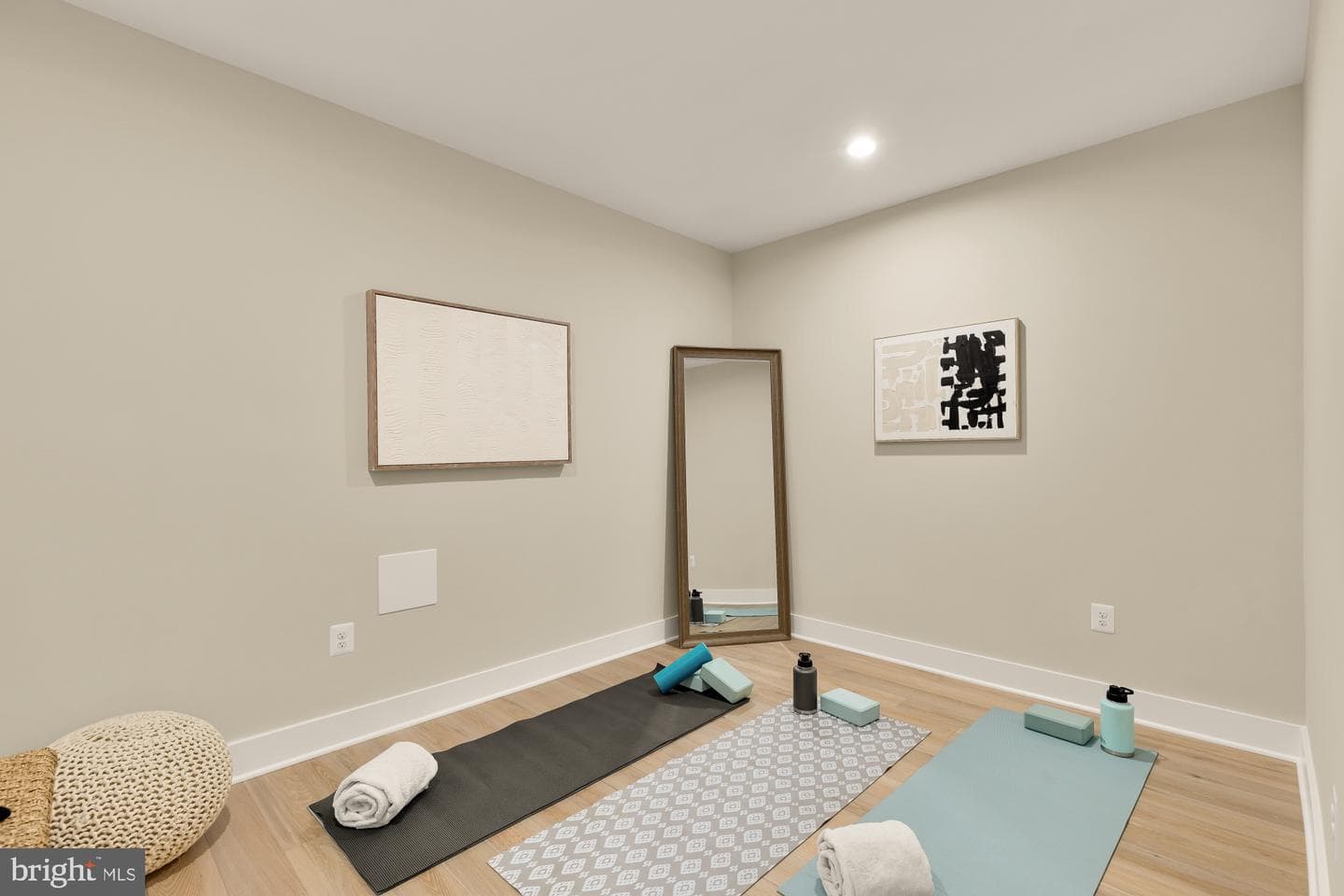 859 N Lexington Street photo 66