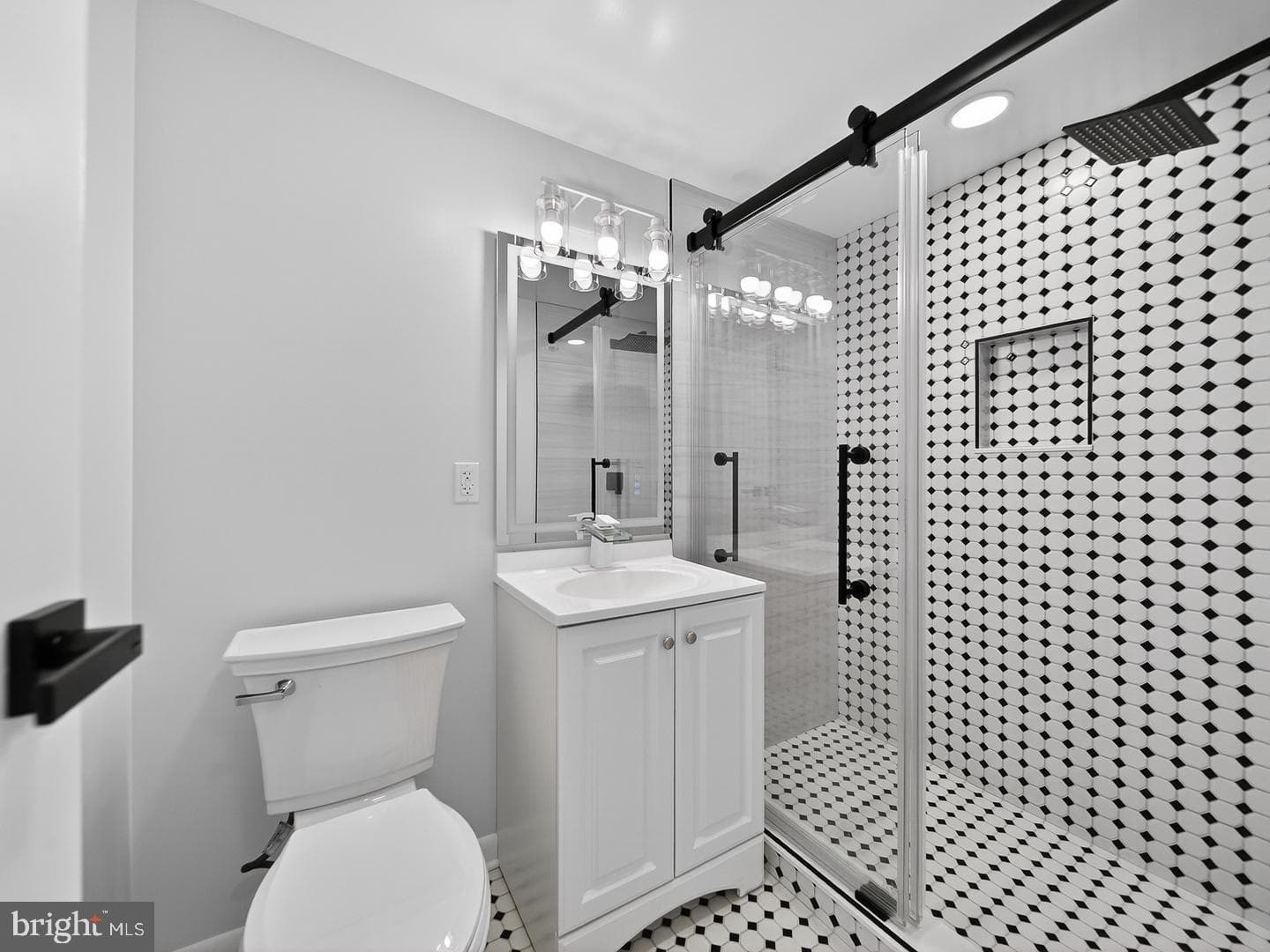 4390 Lorcom Lane #410 photo 5