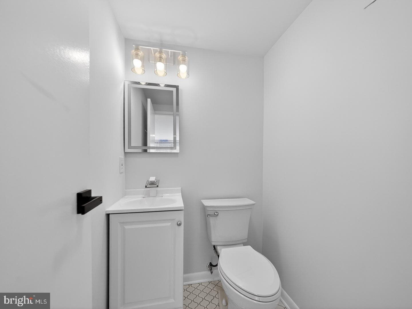 4390 Lorcom Lane #410 photo 9