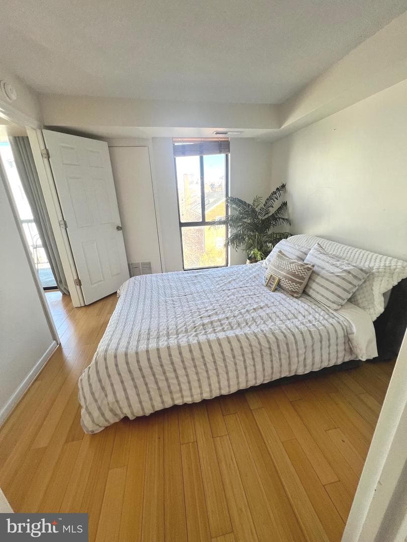 1401 N Rhodes Street #503 photo 12