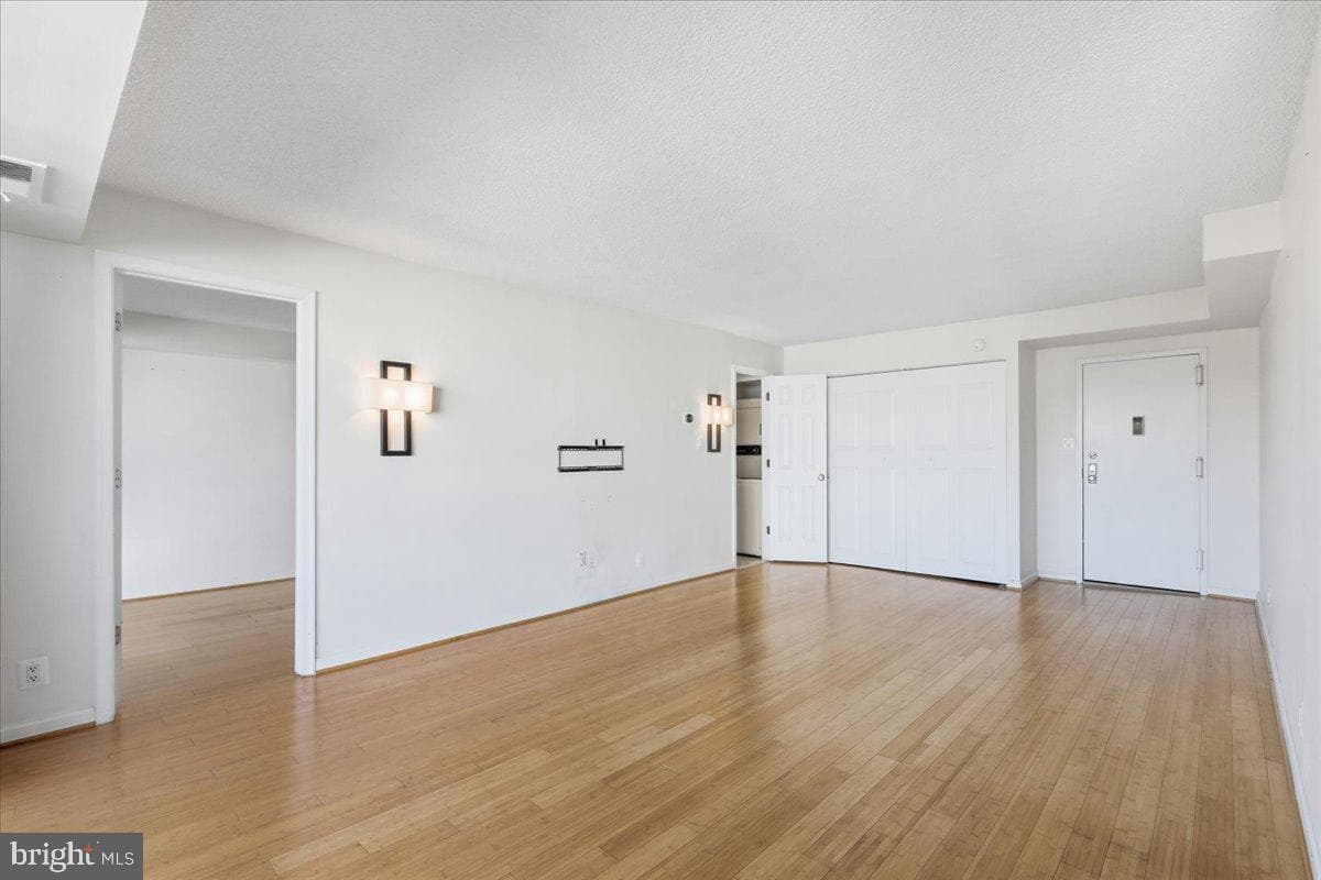 1401 N Rhodes Street #503 photo 2
