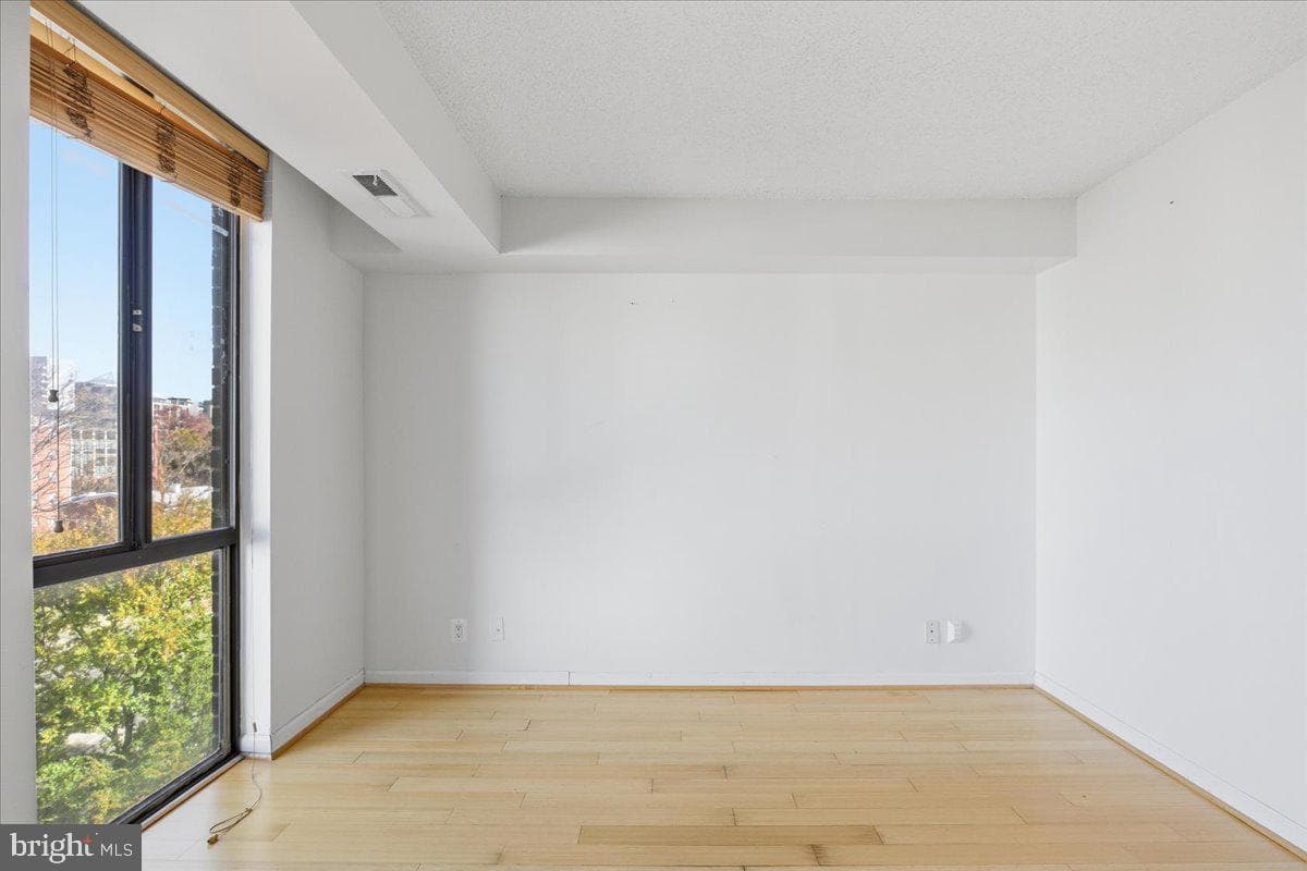 1401 N Rhodes Street #503 photo 9