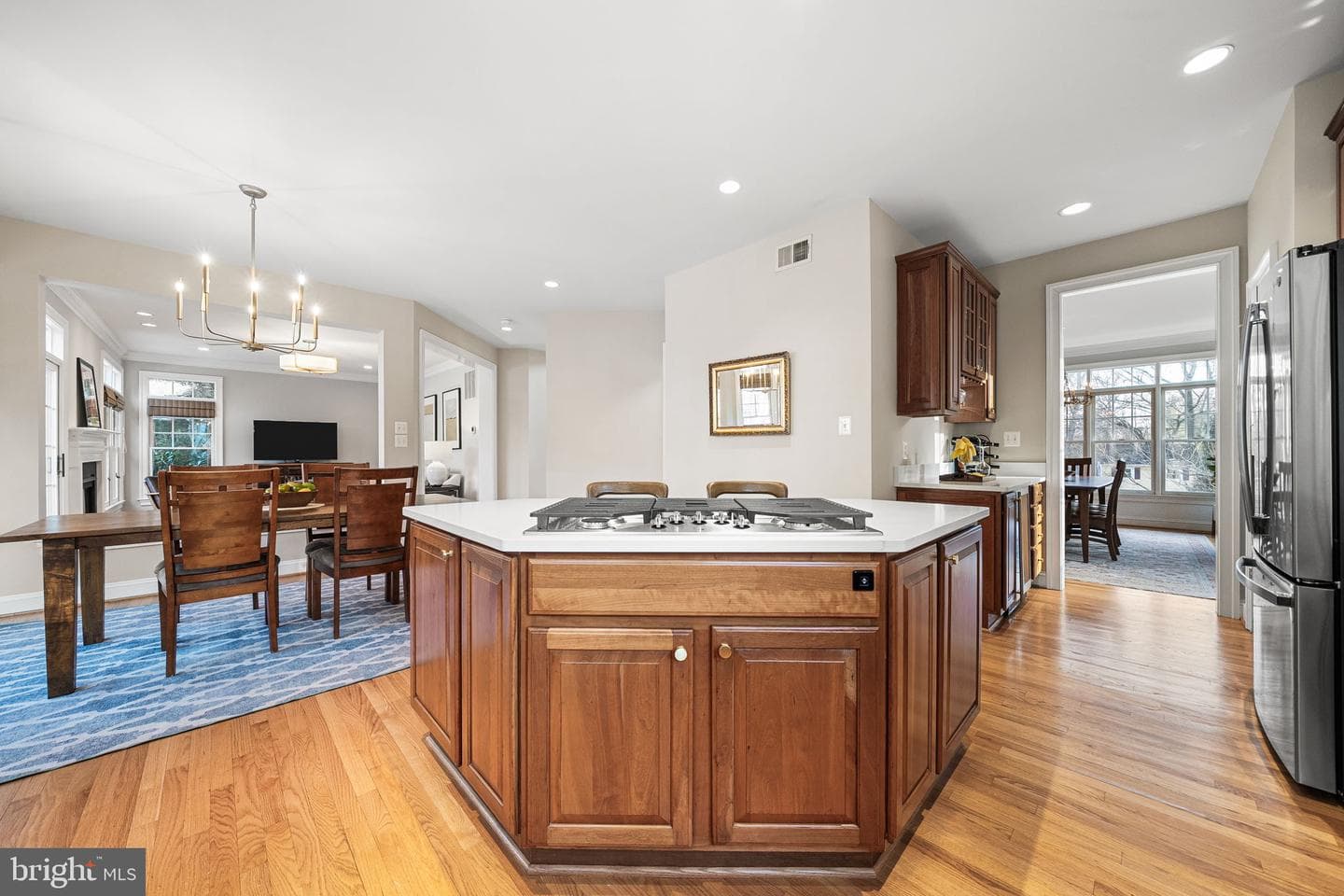6907 30th Street N photo 18