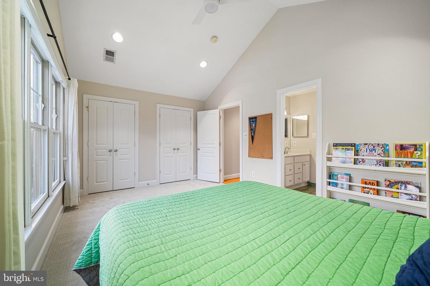 6907 30th Street N photo 51