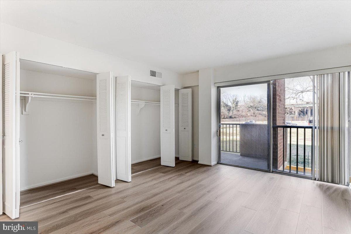 1300 Army Navy Drive #106 photo 20