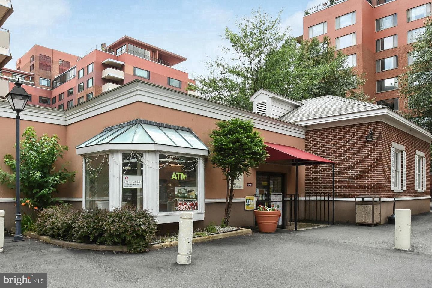 1021 Arlington Boulevard #702 photo 15
