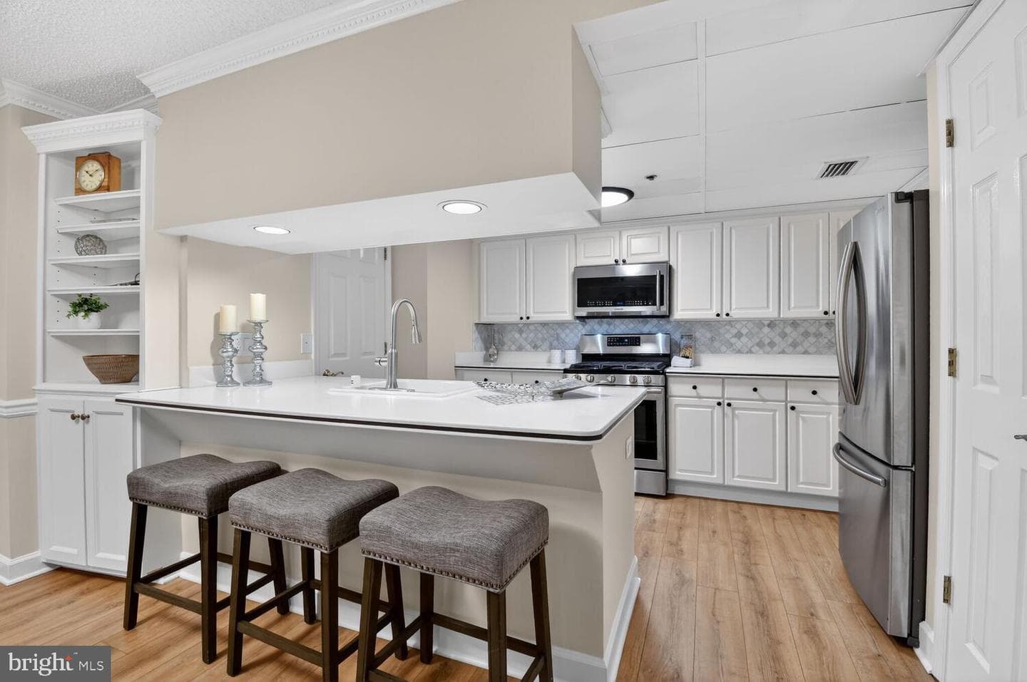 1276 N Wayne Street #621 photo 12