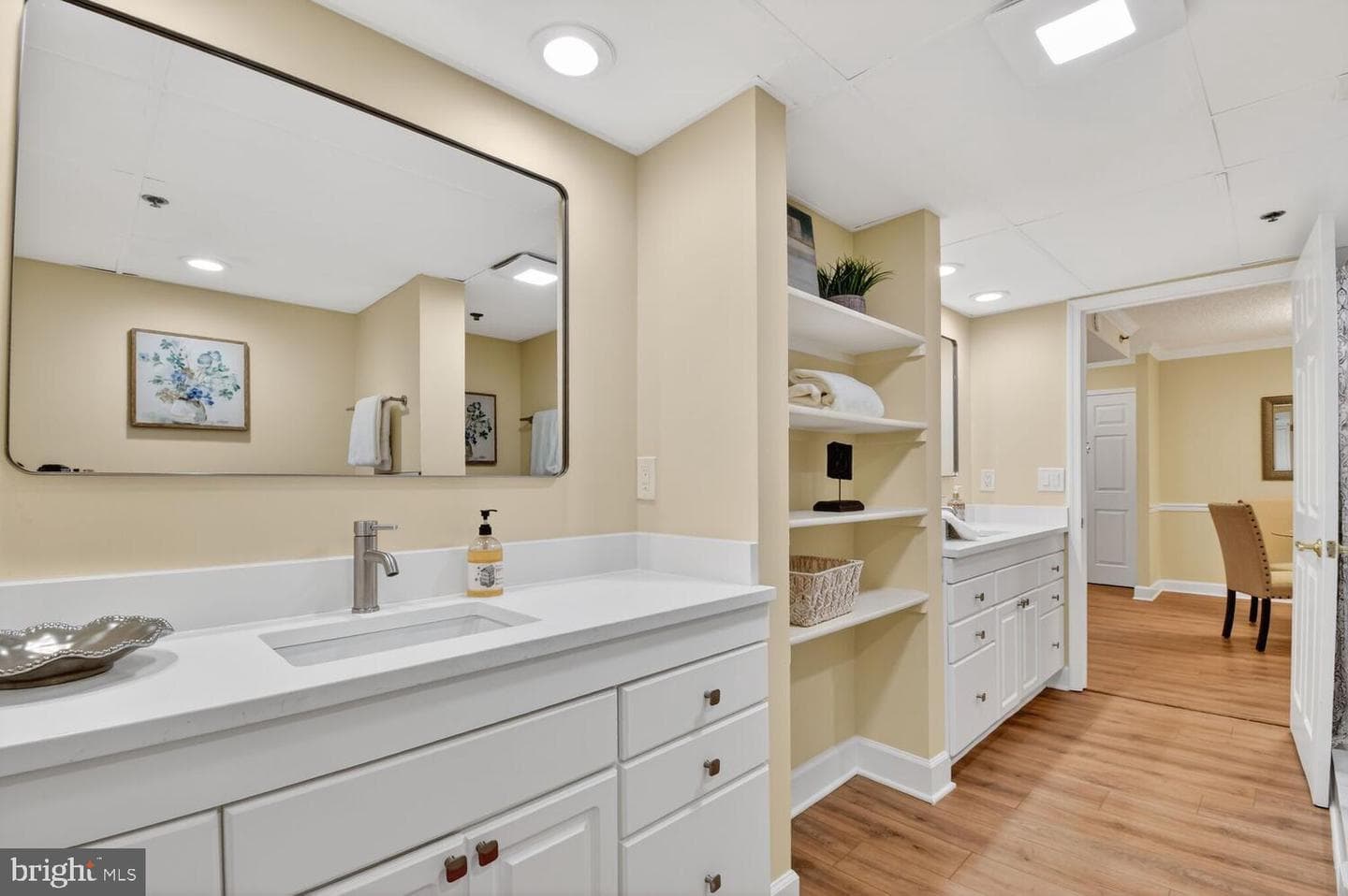 1276 N Wayne Street #621 photo 14