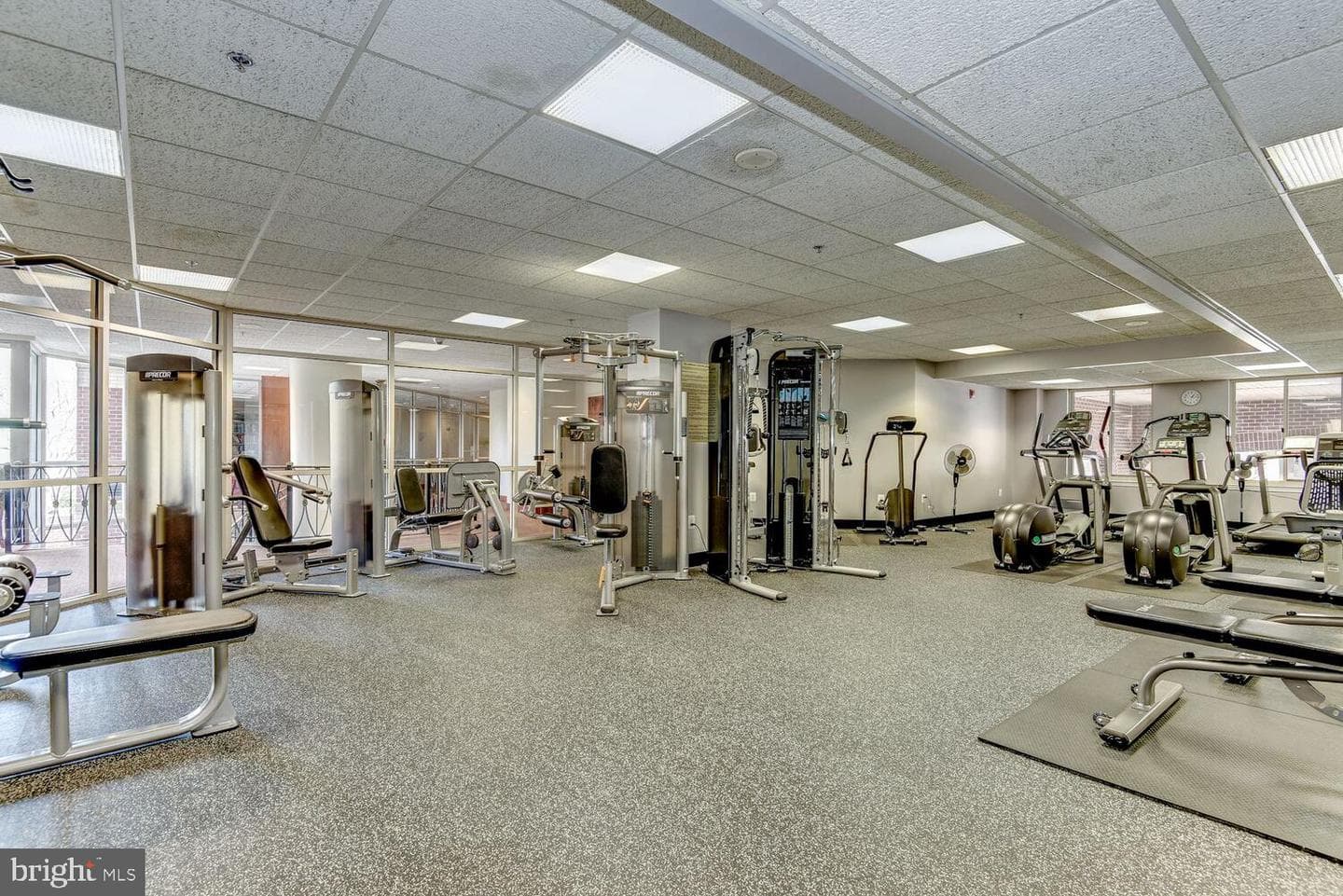 1276 N Wayne Street #621 photo 16