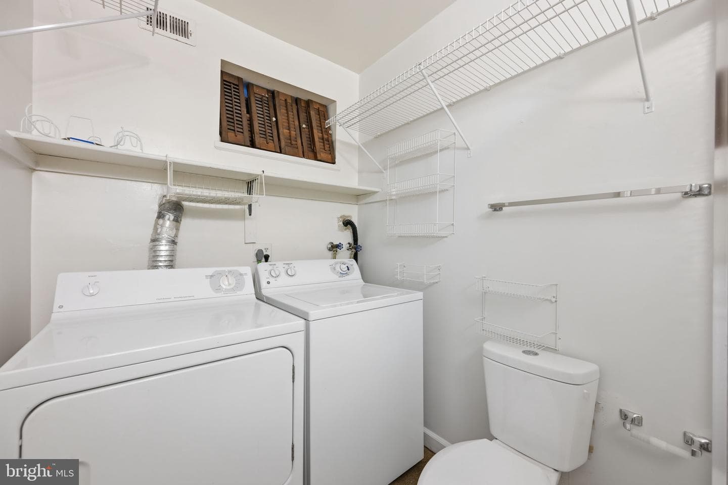 2825 S Columbus Street photo 33