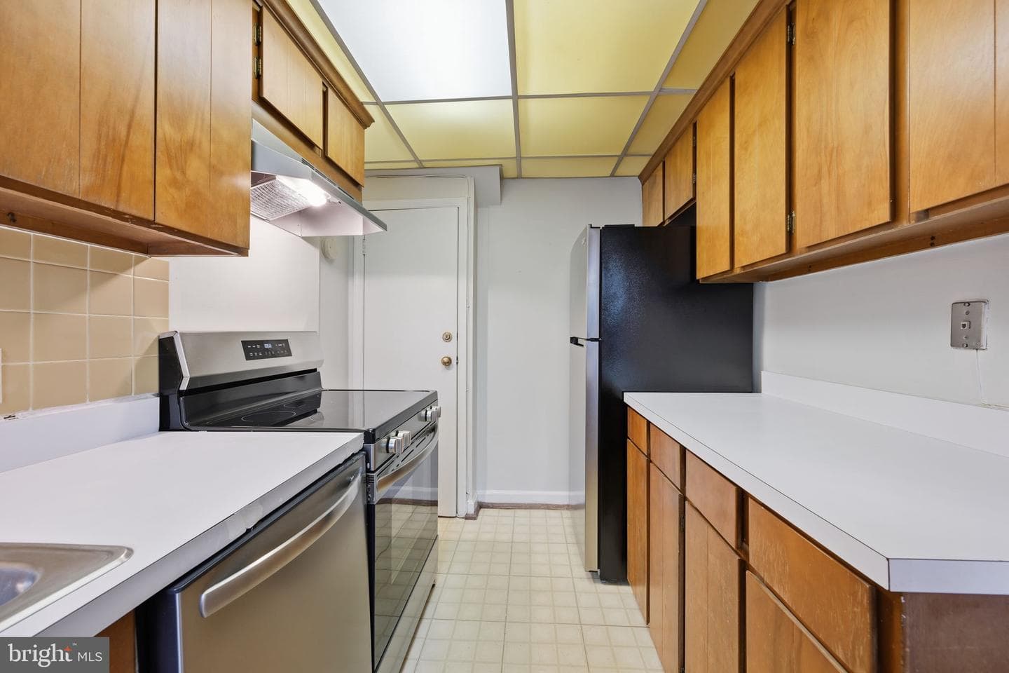 2825 S Columbus Street photo 8