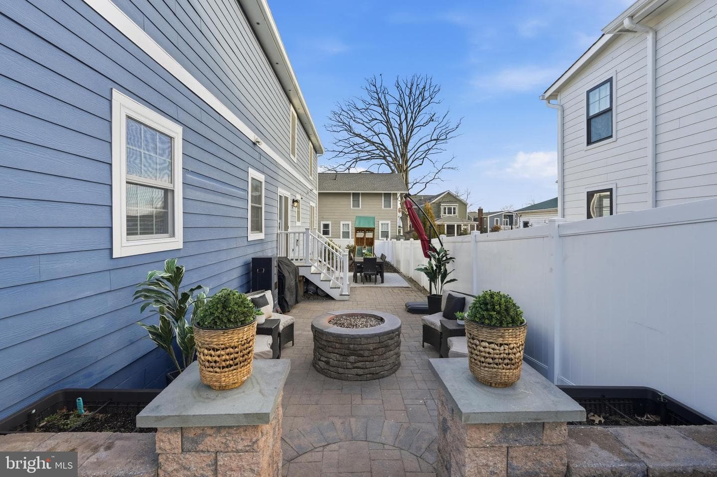 520 N Kensington Street N photo 33