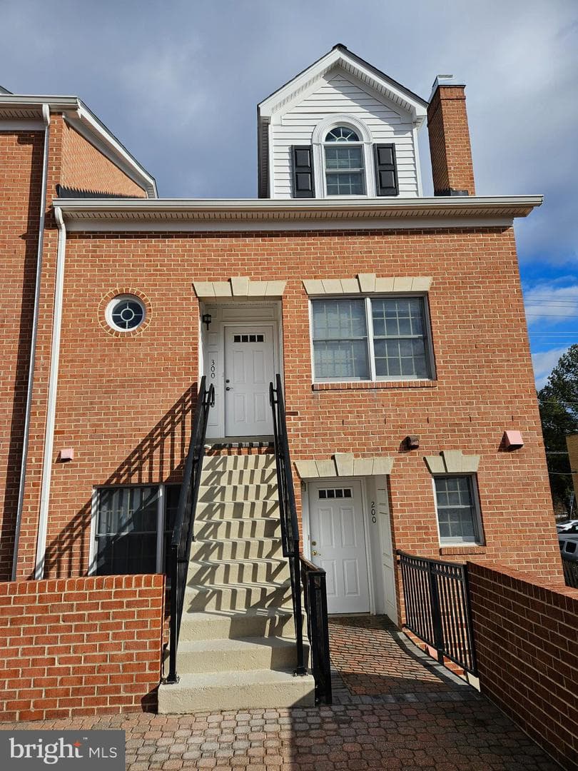 6908 Fairfax Drive #300